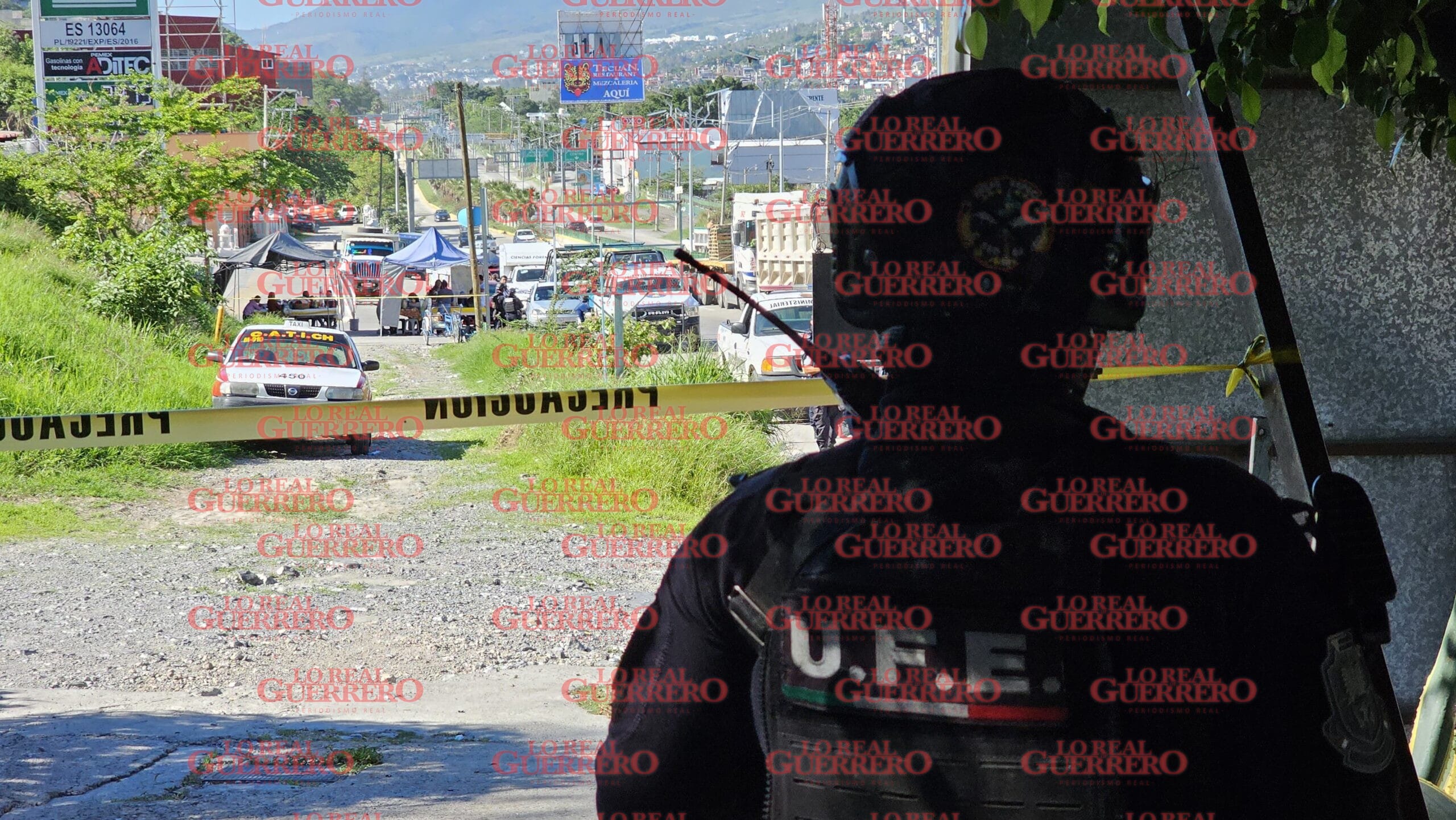 Identifican a dos de los encajuelados en un taxi, en Chilpancingo; tenían el “tiro de gracia”  *** Una de las víctimas era Levi González Garibay, ex candidato a la diputación federal por el distrito 7 y una joven de 20 años