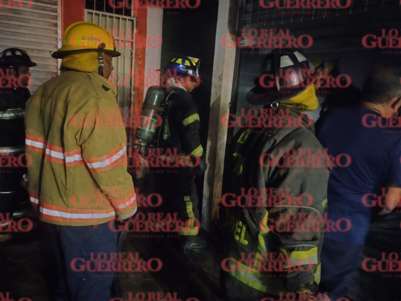 Ardió en llamas local del mercado Central Vacacional