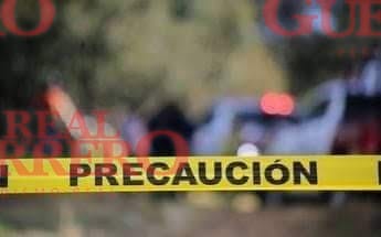 Hallan a dos hombres maniatados, torturados y asesinados a balazos, en Huitzuco