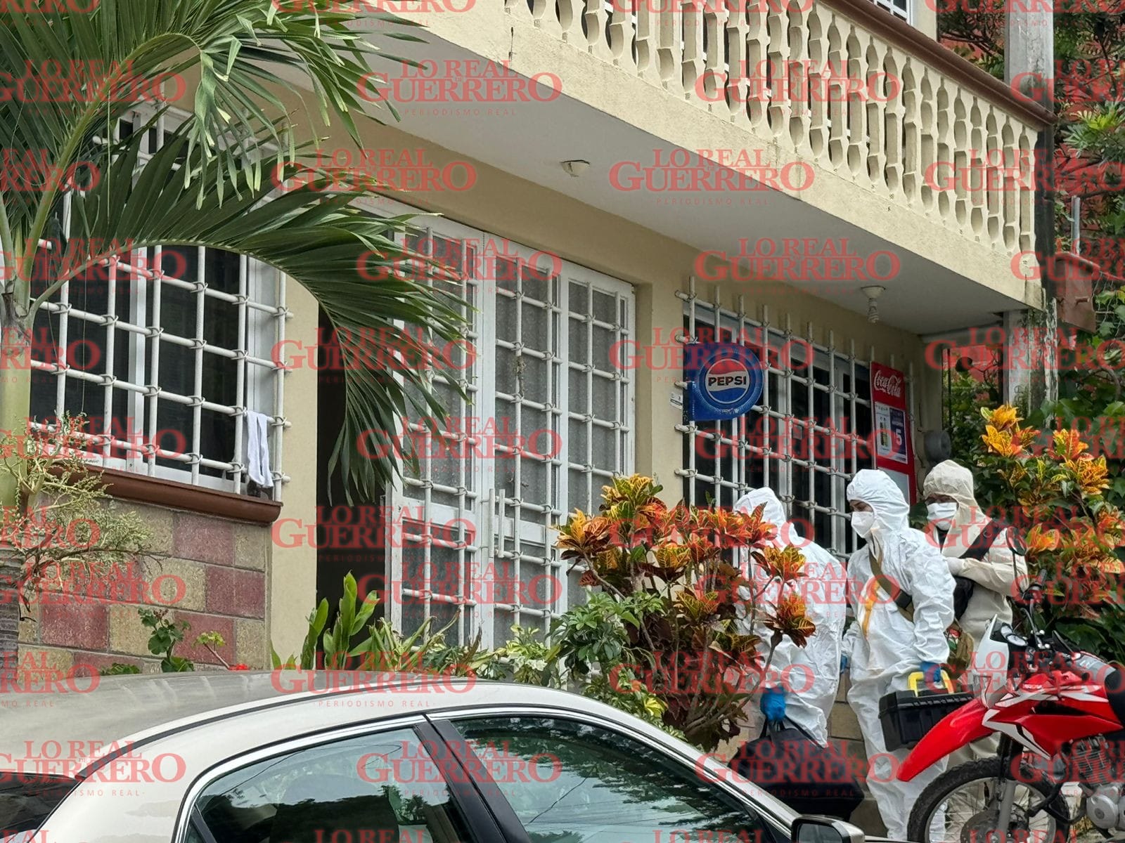 Armados irrumpen en una tienda, matan a joven mujer y dejan herido a un militar retirado  *** El hecho ocurrió la mañana de este lunes, al poniente de Chilpancingo