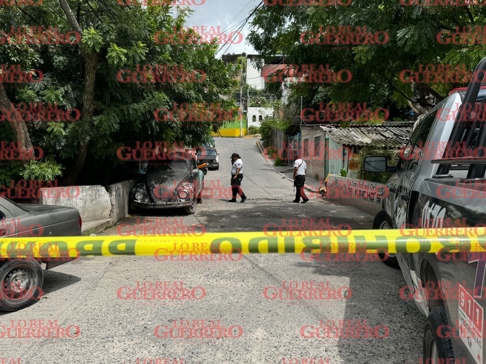 Armados atacan a balazos a motociclista, al oriente de Chilpancingo  *** Una mujer, víctima colateral, resultó herida