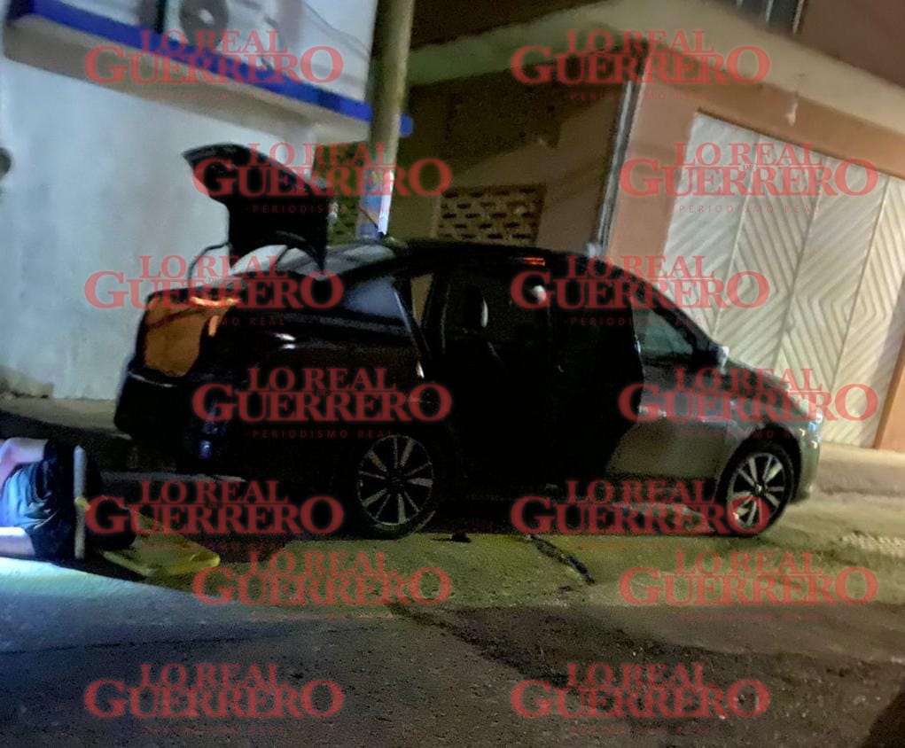 Dejan 4 hombres asesinados con torniquete dentro de un auto abandonado, en pleno centro de Acapulco  Leopoldo Calderón