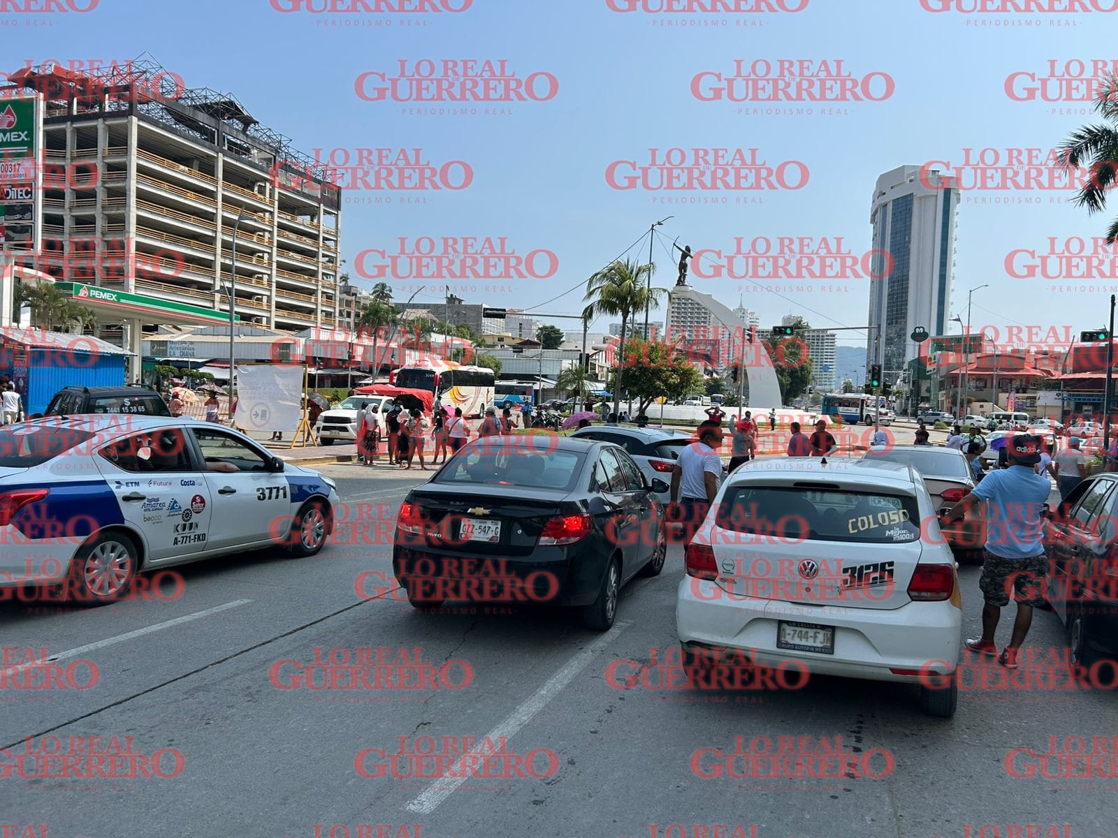 Censados piden el pago del apoyo a damnificados  *Volvieron a bloquear ante la nula respuesta por parte de representantes de la Secretaría del Bienestar federal.