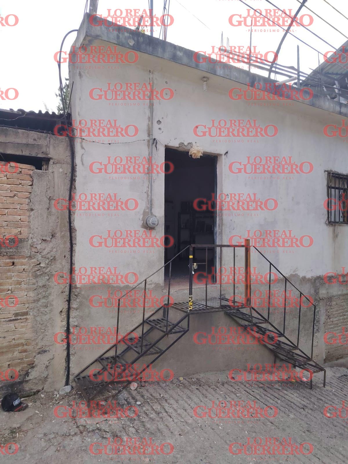 Armados atacan a balazos y “granadazos” una vivienda en Chichihualco; hay una pareja asesinada  *** En la zona, autoridades hallaron casquillos de arma larga y 4 granadas de fragmentación que no detonaron