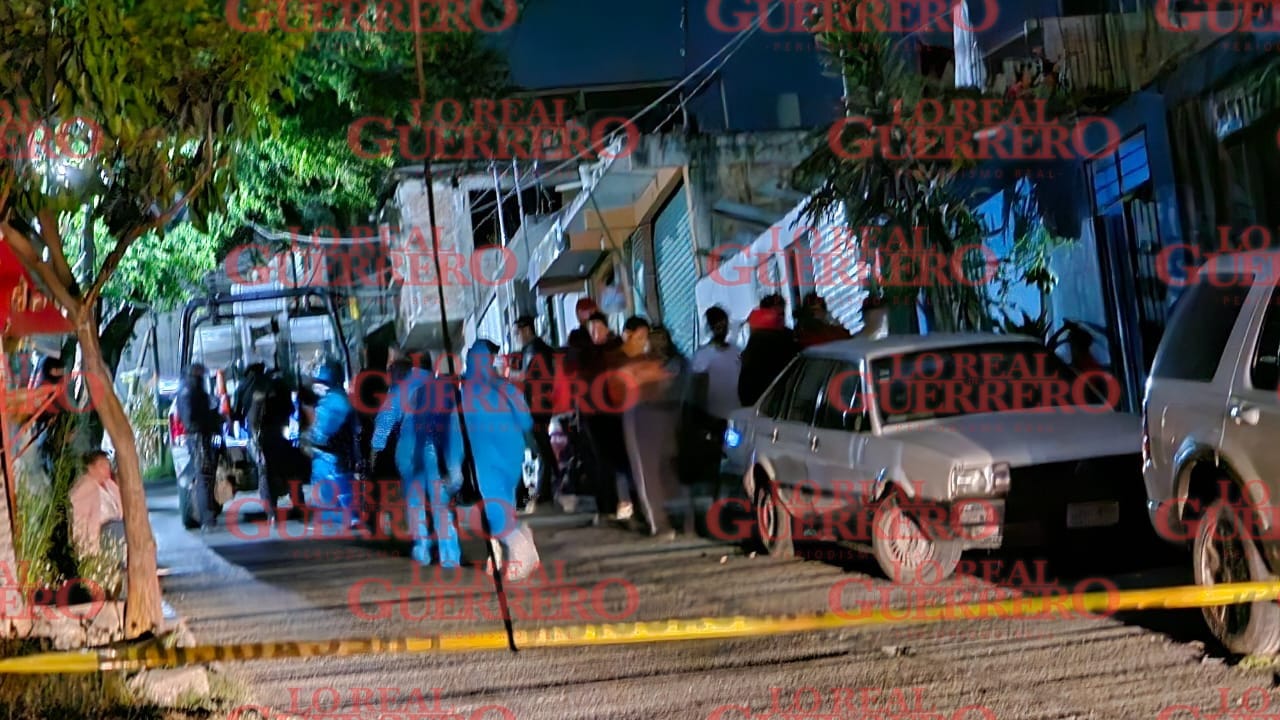 Armados irrumpen en un domicilio y matan a dos hombres, al oriente de Chilpancingo  Leopoldo Calderón *** Uno era carpintero y el otro trabajaba como carnicero en el mercado Baltazar R Leyva Mancilla