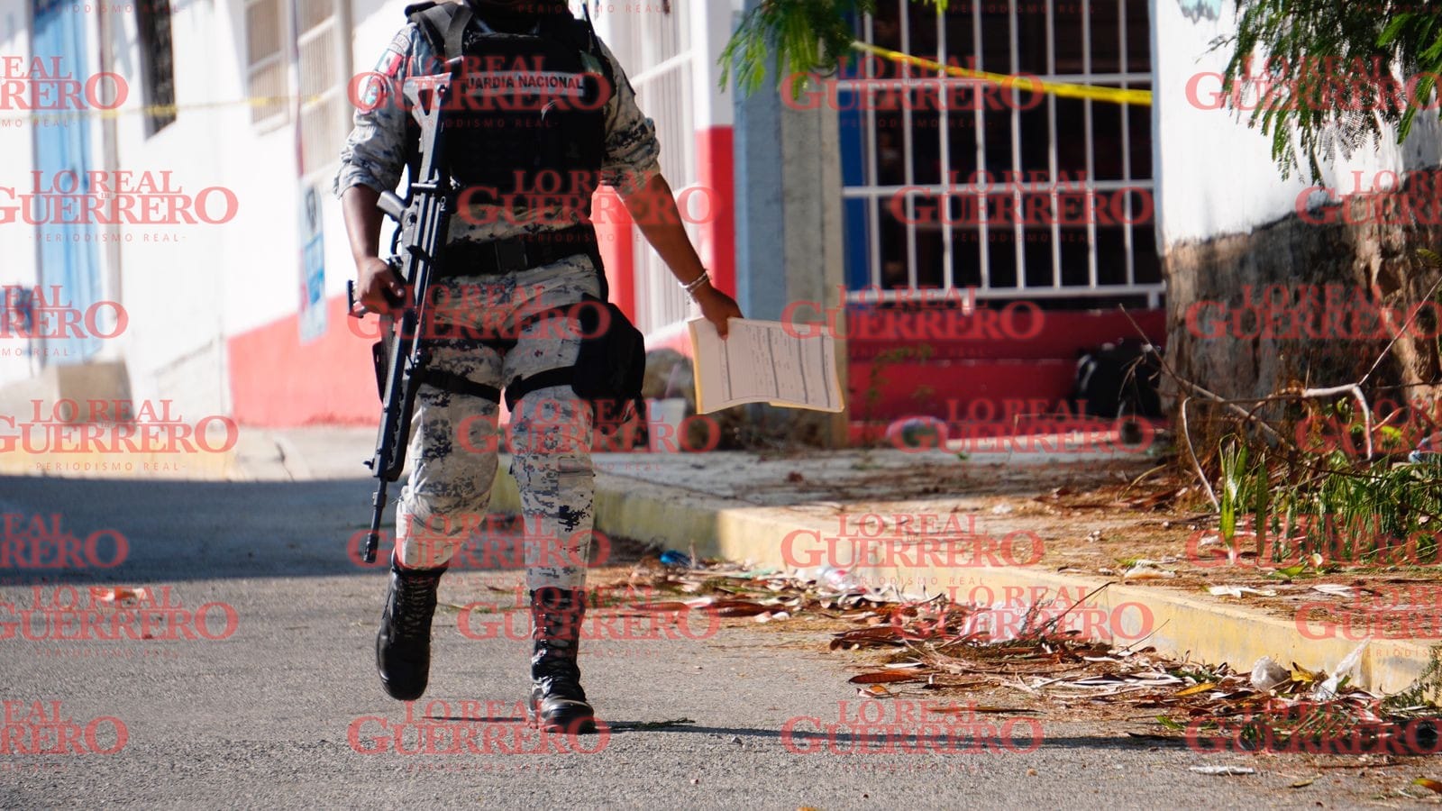 Localizan masculino degollado en fraccionamiento Las Playas  *La víctima tenía una lesión en el lado derecho del cuello cuando fue localizado por elementos de la Fiscalía General del Estado.