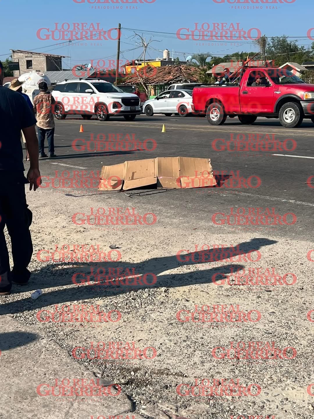 Pierde la vida pasajera de moto al derrapar sin casco  *La mujer viajaba junto con un hombre a la altura de las Vigas cuando sufrieron el accidente.