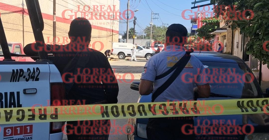 Abandonan cadáver desmembrado en Renacimiento  *La víctima fue abandonada atrás de una tienda comercial muy concurrida en la citada colonia de la zona conurbada de Acapulco.