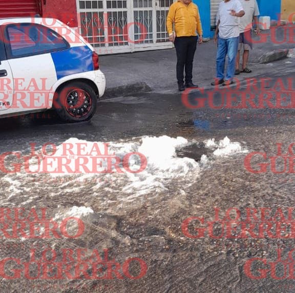 Colapsa tubería en barrios históricos de Acapulco  *Una gran fuga fue reportada en el barrio del Hueso de la colonia Centro.