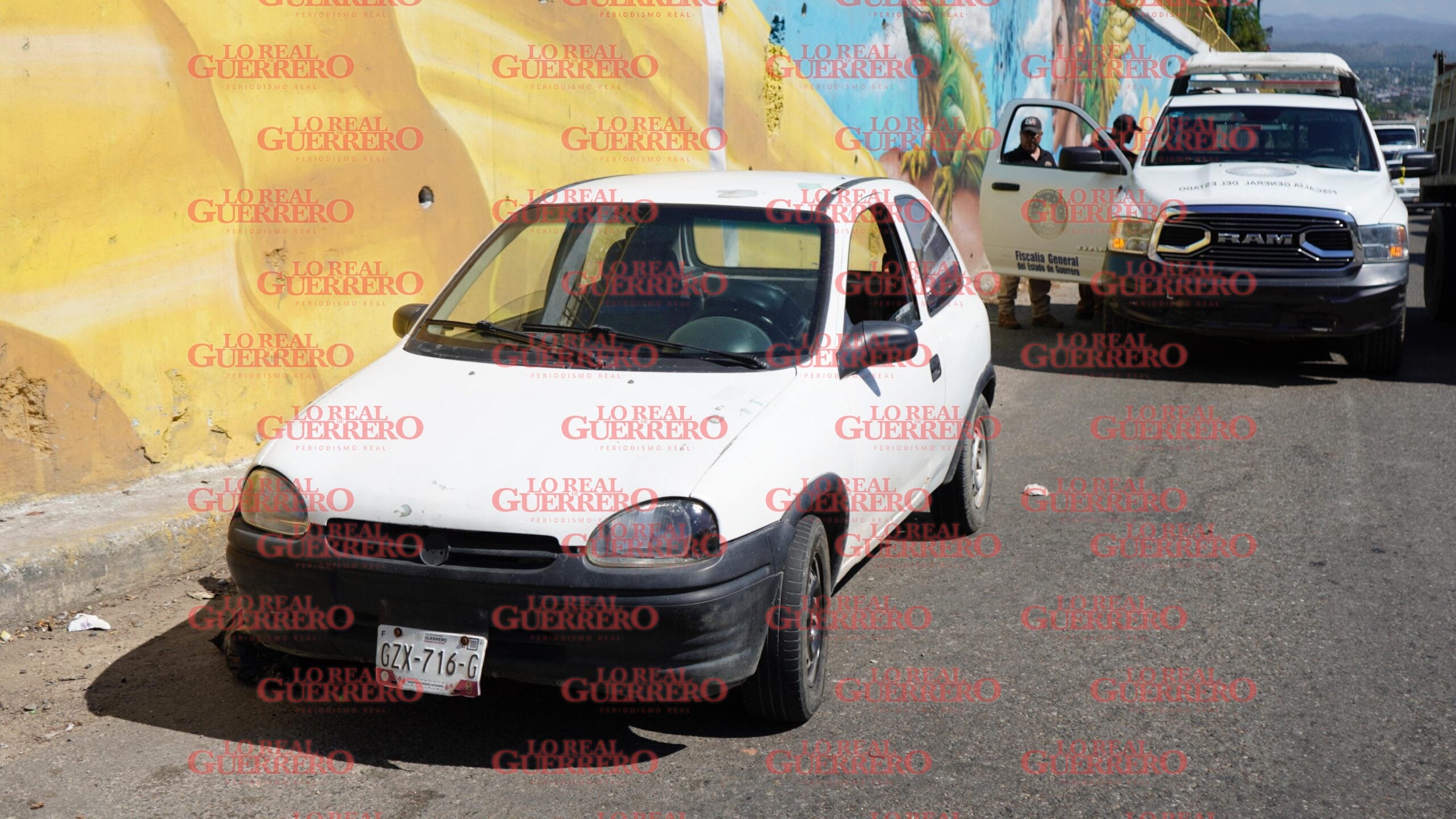 Localizan persona privada de la vida en la colonia Benito Juárez  *Estaba en la cajuela de un Chevy en la carretera México-Acapulco y le dejaron una cartulina con un mensaje.