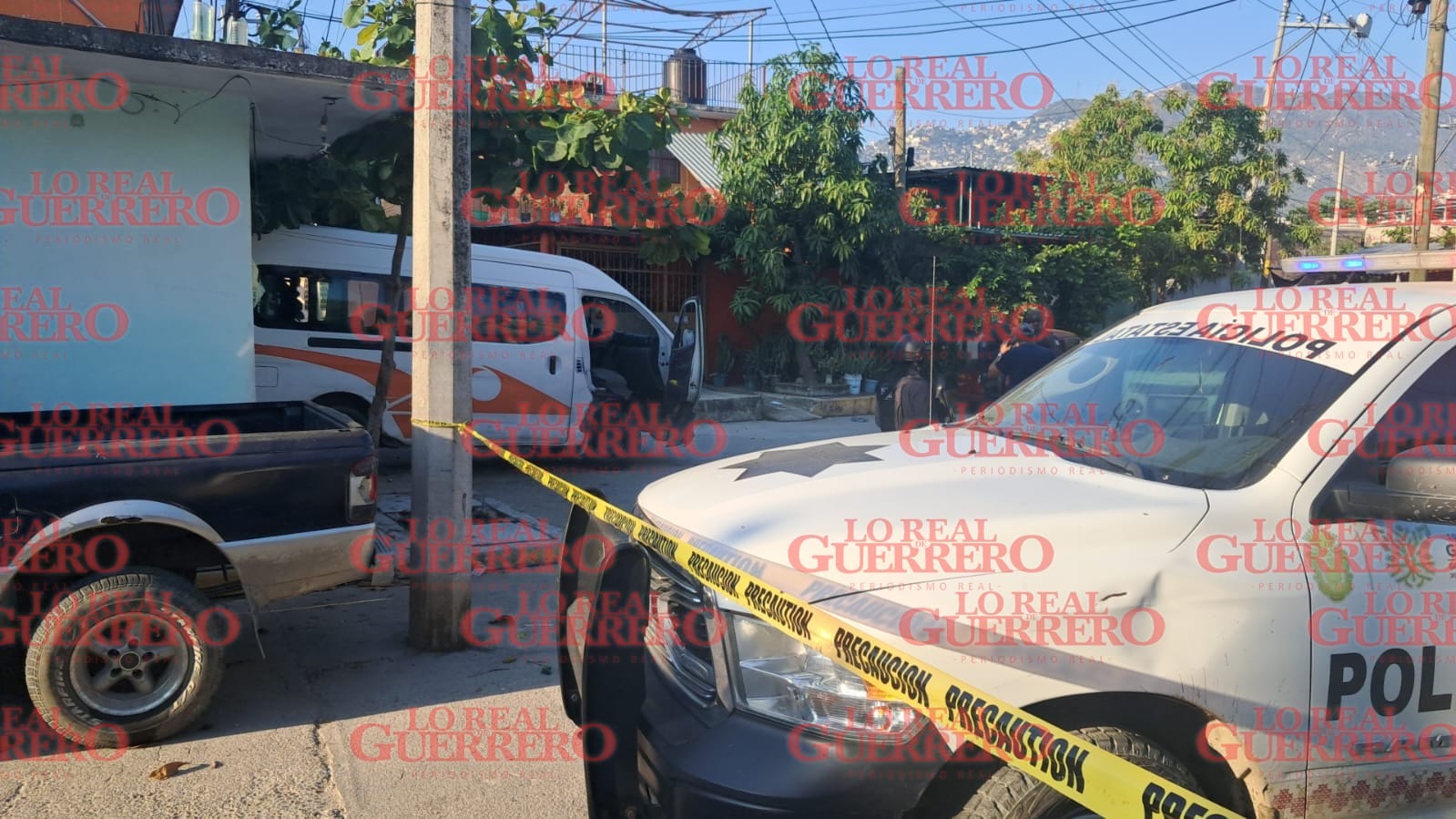 Atacan a otro transportista en Acapulco  *Su cuerpo fue encontrado a un costado de una urvan del servicio público en el fraccionamiento Libertadores.