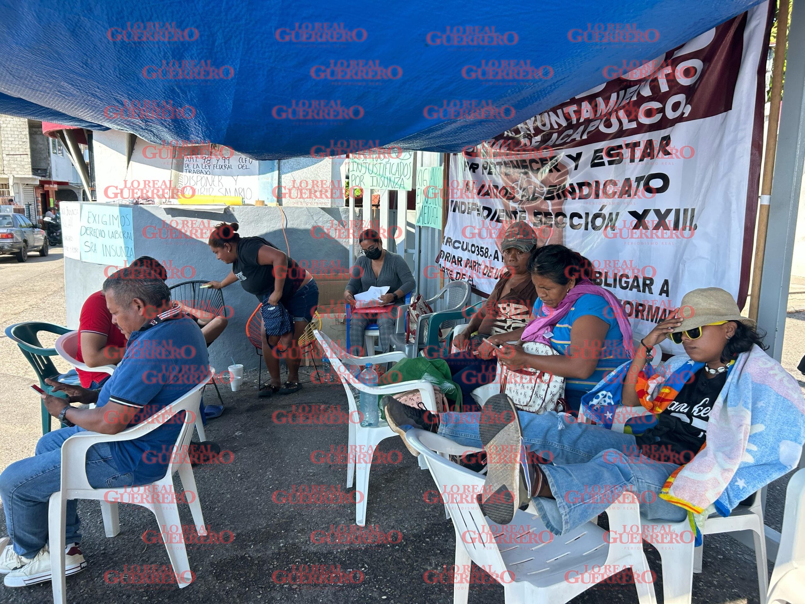 Complen 72 horas tomadas oficinas municipales  *No hay avances en la exigencia de reinstalación de 30 trabajadores municipales despedidos injustificadamente.