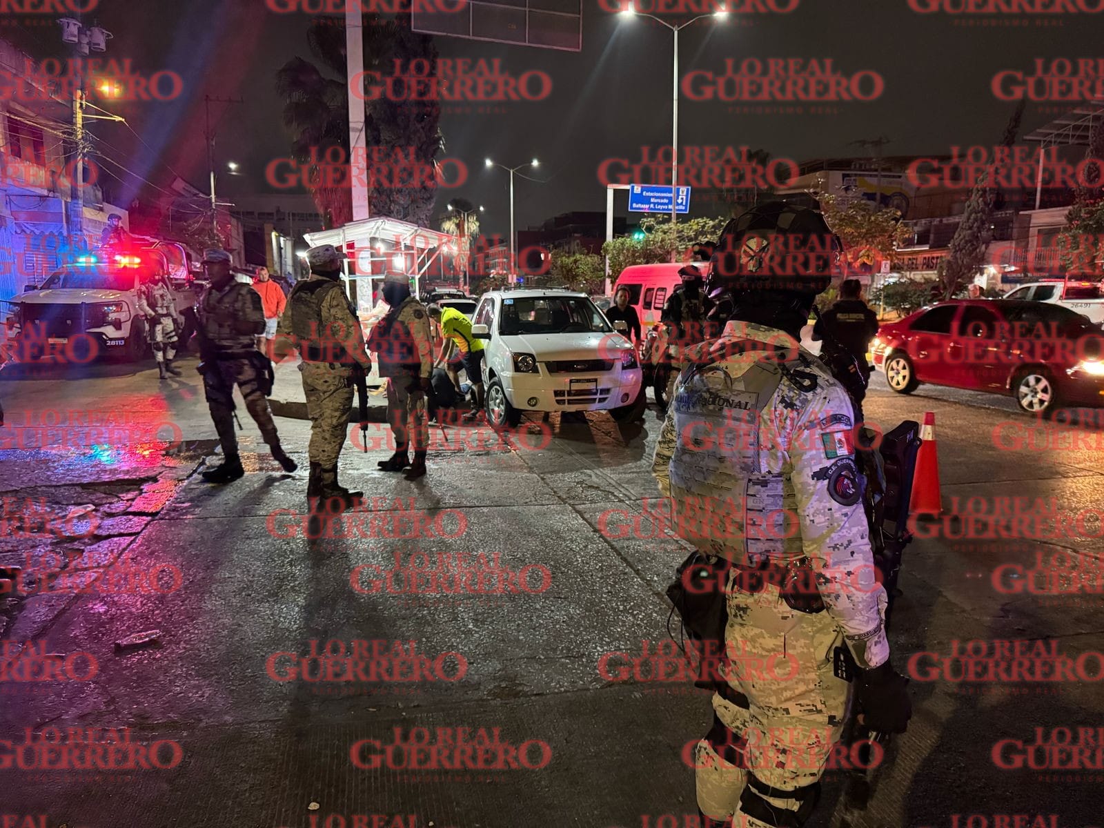 Acribillan a balazos a vendedor de tacos, en Chilpancingo; familiares se llevan el cadáver