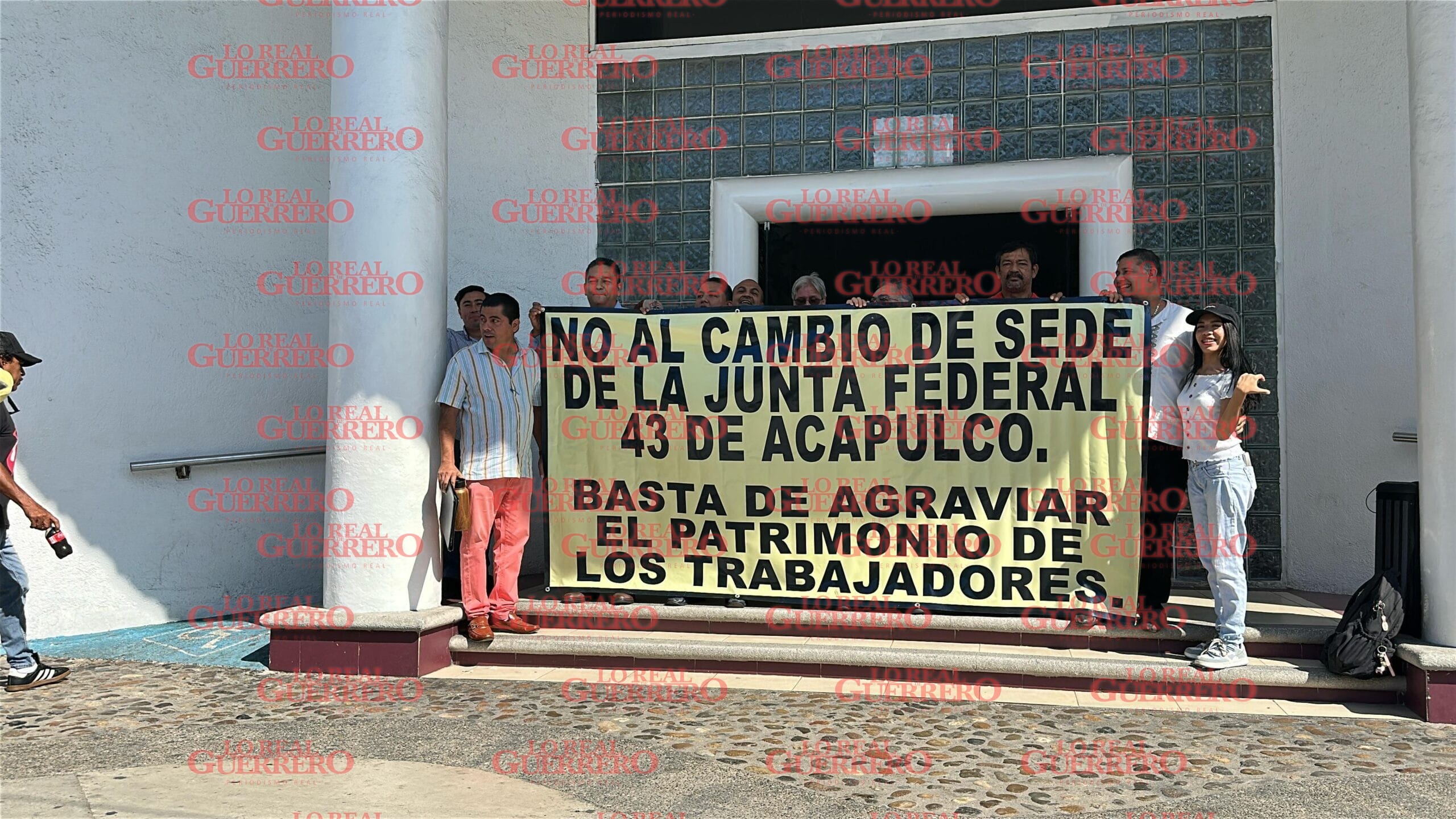 Exigen no cerrar Junta Federal de Conciliación y Arbitraje de Acapulco  *Pretenden llevar los juicios rezagados al estado vecino de Morelos, advierten abogados laboristas.