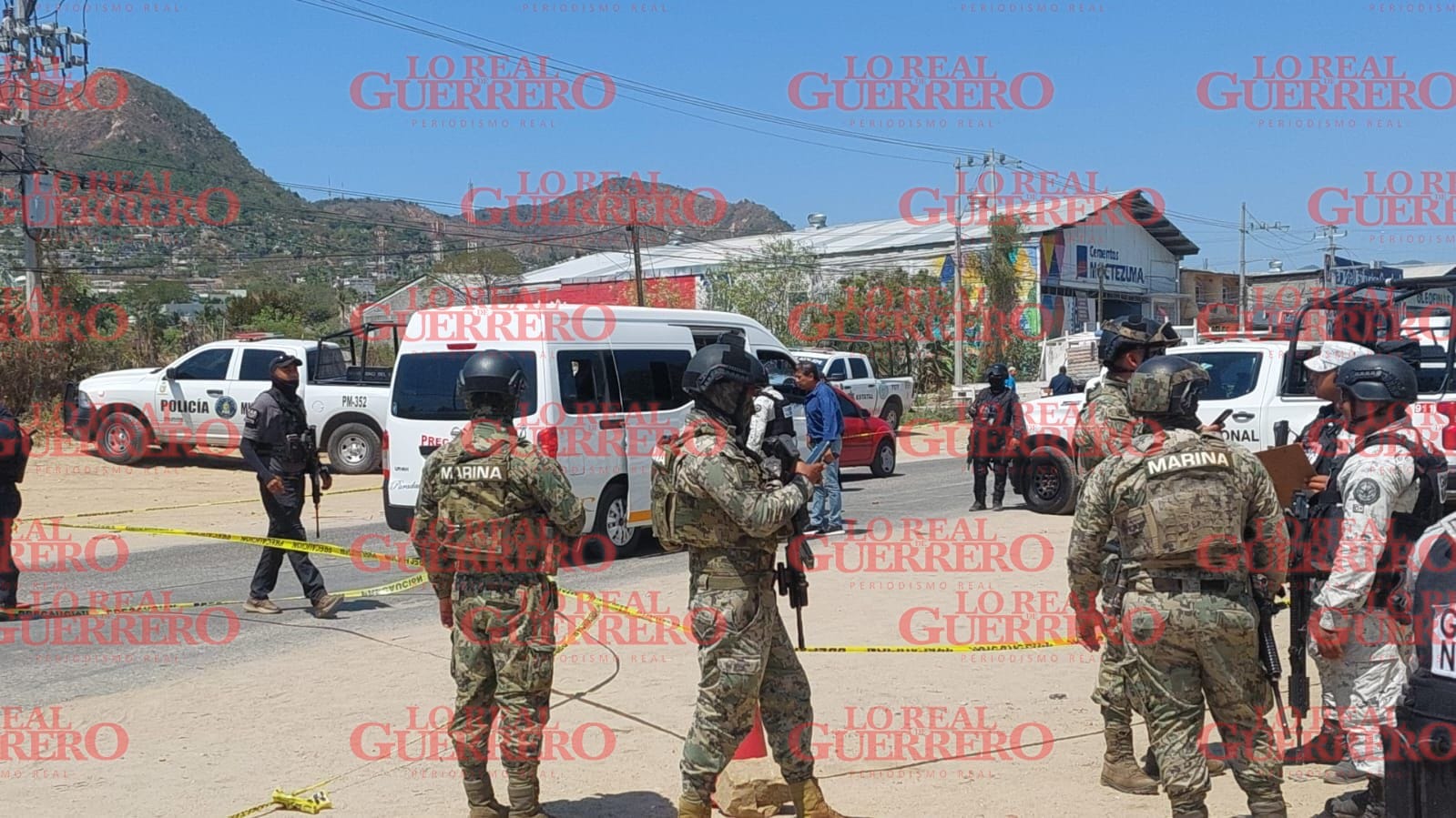 En presunto asalto a urvan del servicio público en Acapulco, matan a una mujer y hieren a dos más