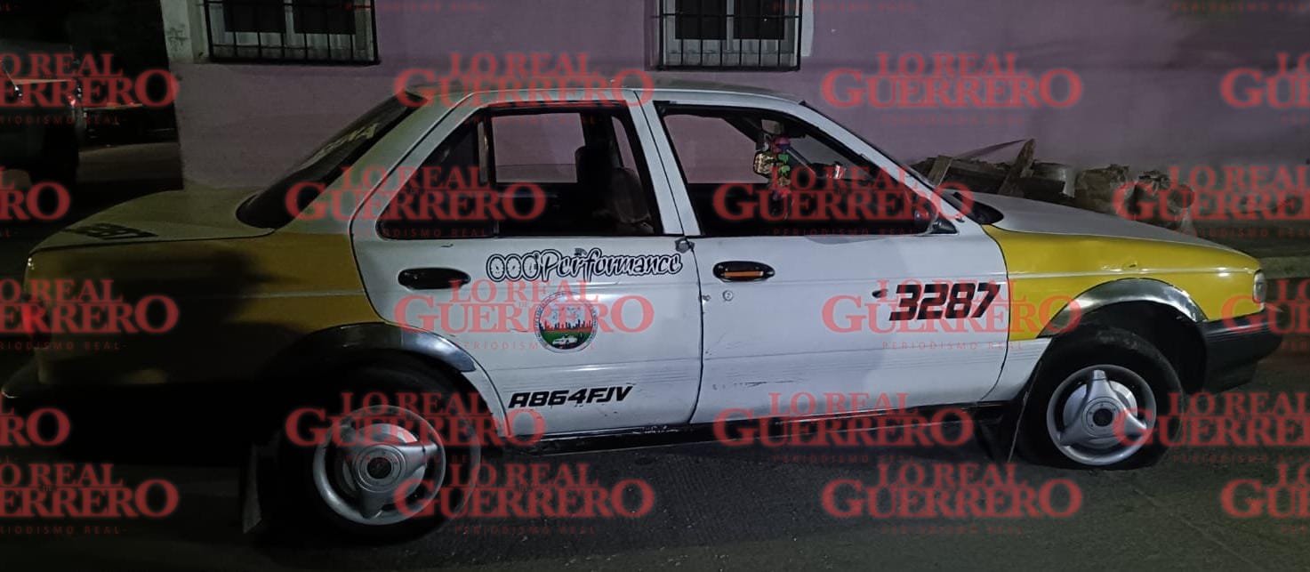 Hallan a un hombre ejecutado en la cajuela de un taxi, en la Postal de Acapulco