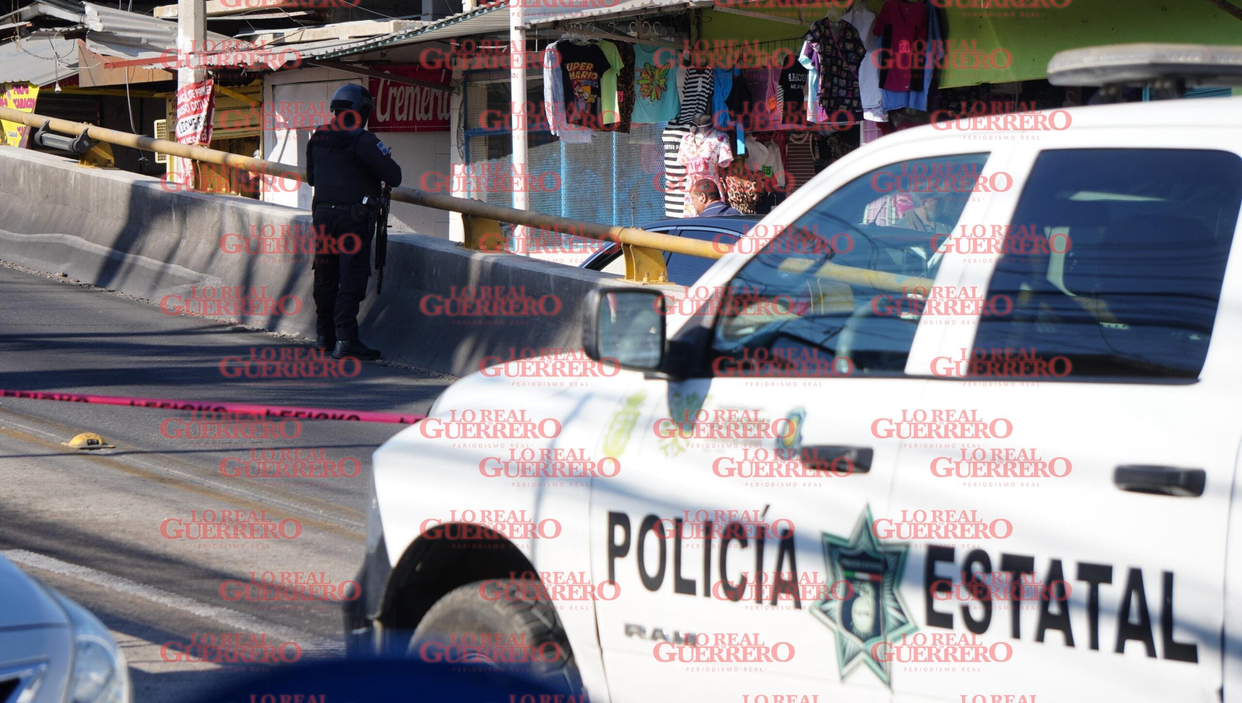 Localizan restos humanos cerca del Mercado Central de Acapulco  *Estaban dentro de tres bolsas plásticas que fueron abandonadas en el paso elevado de avenida Constituyentes.