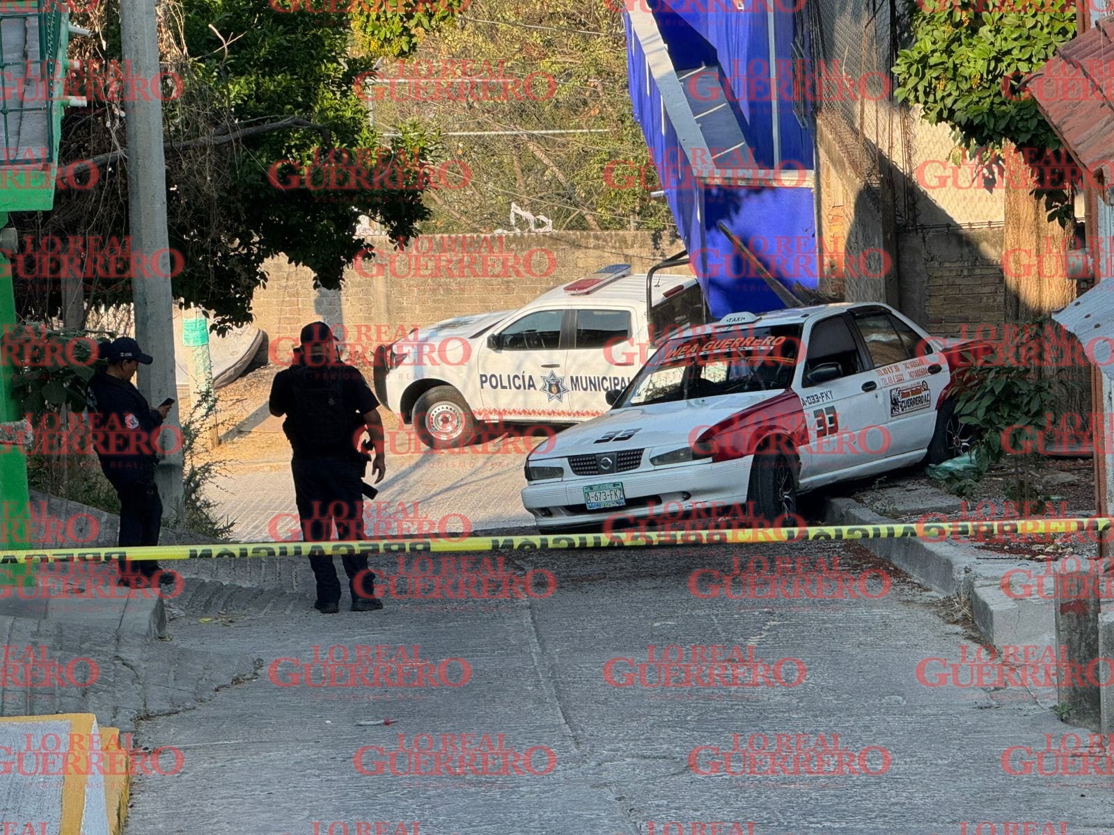 Hieren a balazos a taxista, atrás del cuartel de la policía municipal, en Chilpancingo