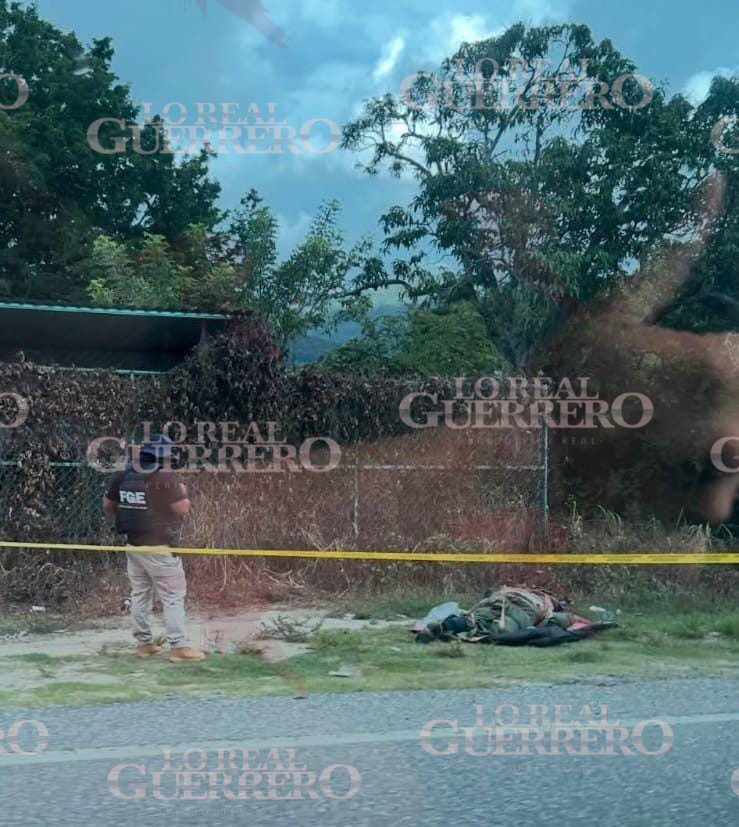 Dejan a hombre asesinado a orilla de la carretera Chilpancingo-Acapulco: estaba torturado y maniatado