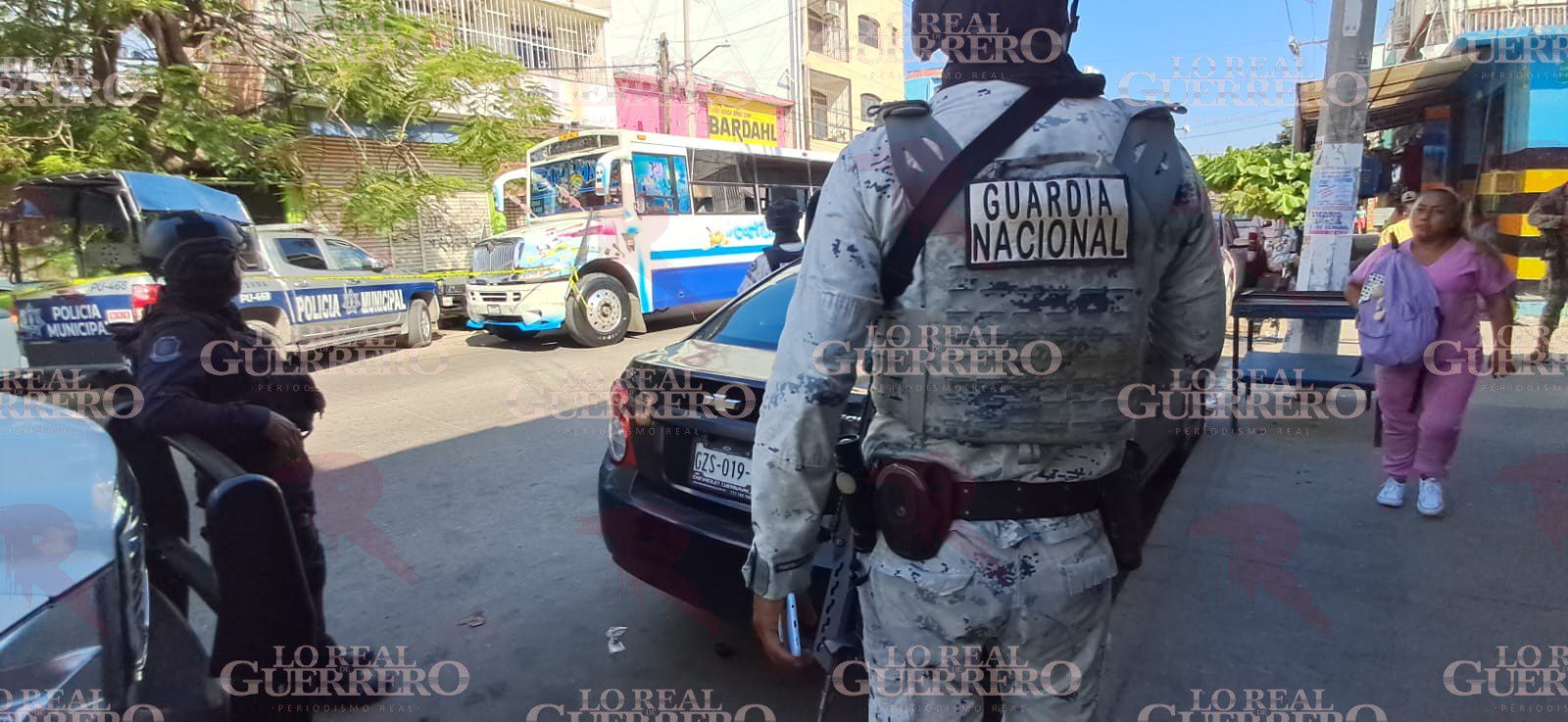 Lesionan a presunto asaltante de tiendas de conveniencia en Ciudad Renacimiento