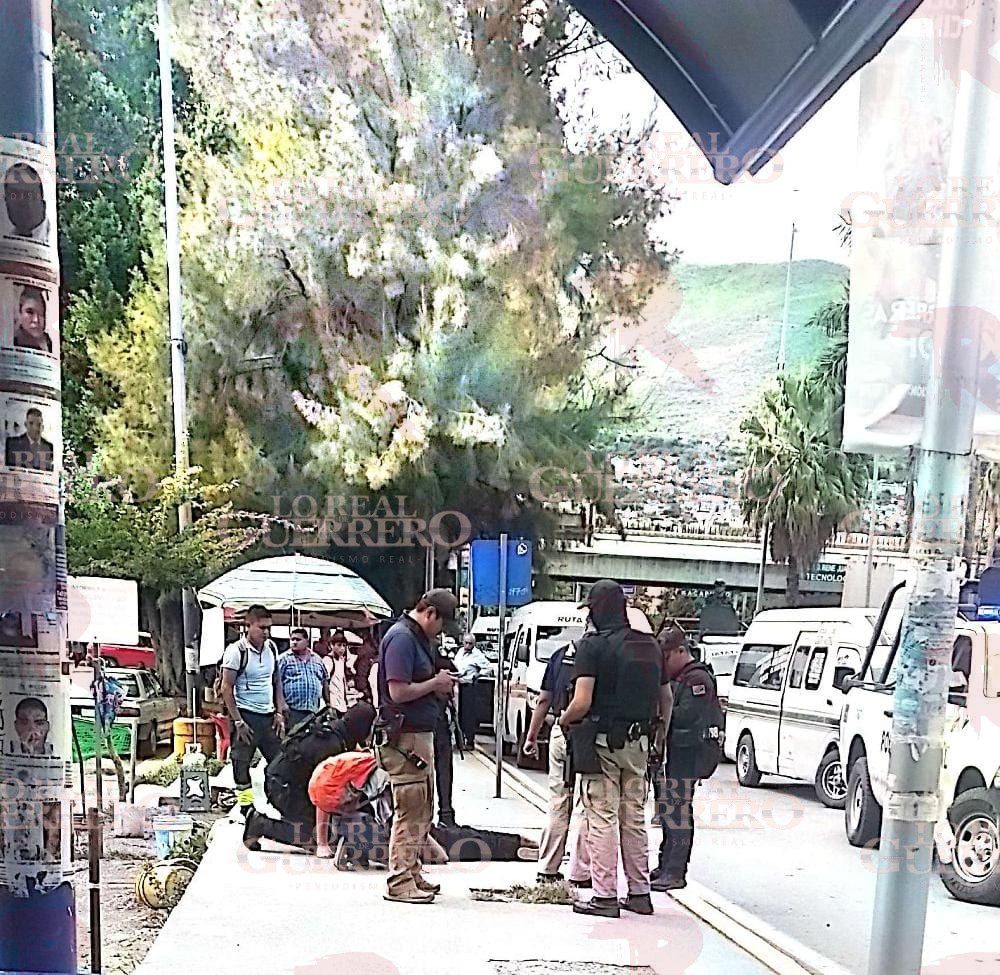 Hieren a navajazos a un joven sobre la avenida Ruffo Figueroa, en Chilpancingo