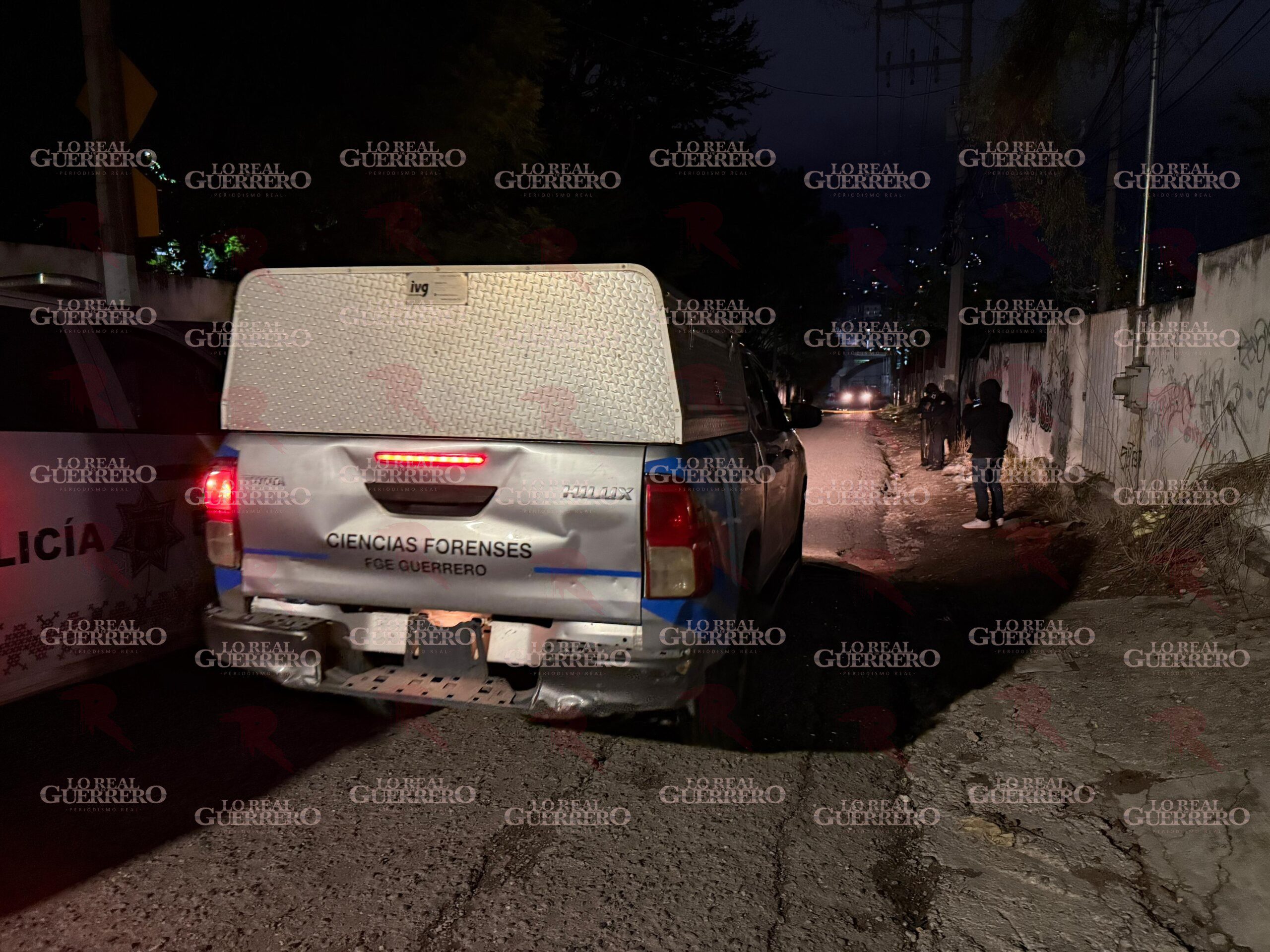 Hallan a hombre asesinado y embolsado a un costado de la Centenaria Normal del Estado, en Chilpancingo