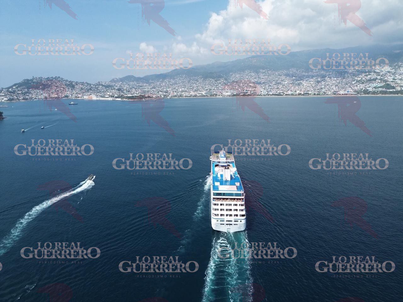 Atraca en Acapulco el tercer crucero de la temporada