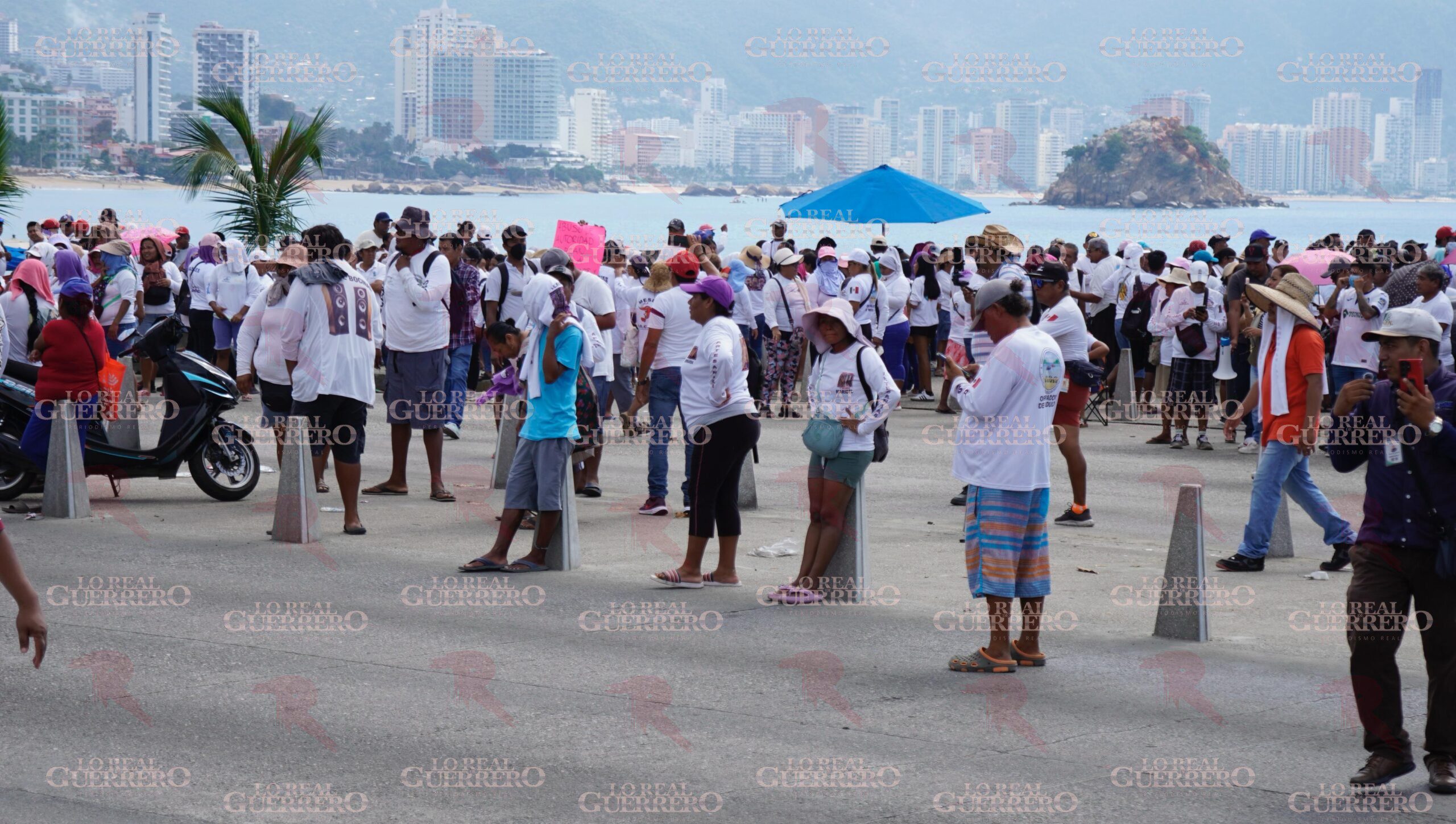 Bloquean la Costera para denunciar abuso de la Guardia Nacional