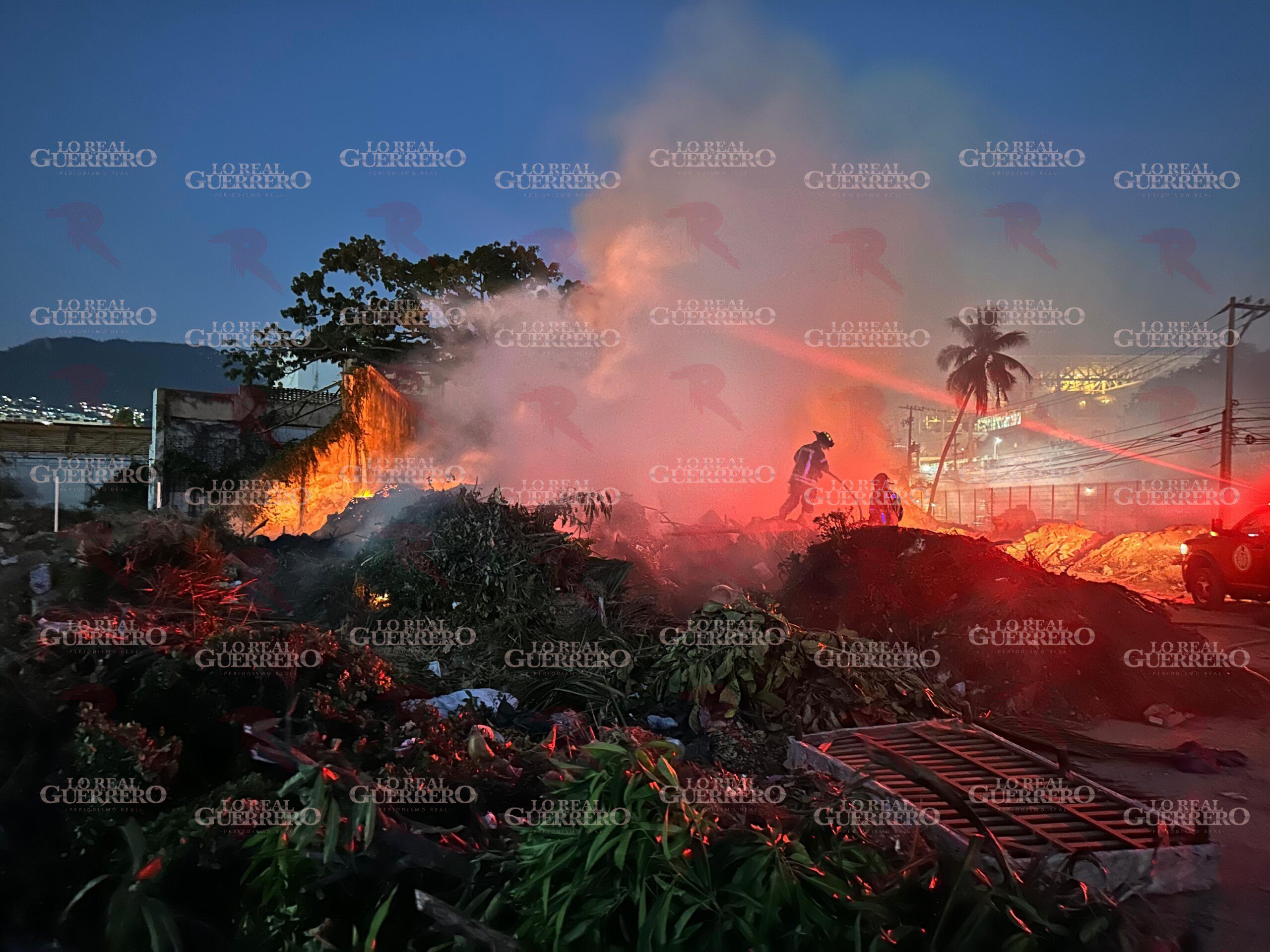 Se incendia maleza seca dentro de predio en fraccionamiento Hornos de Acapulco