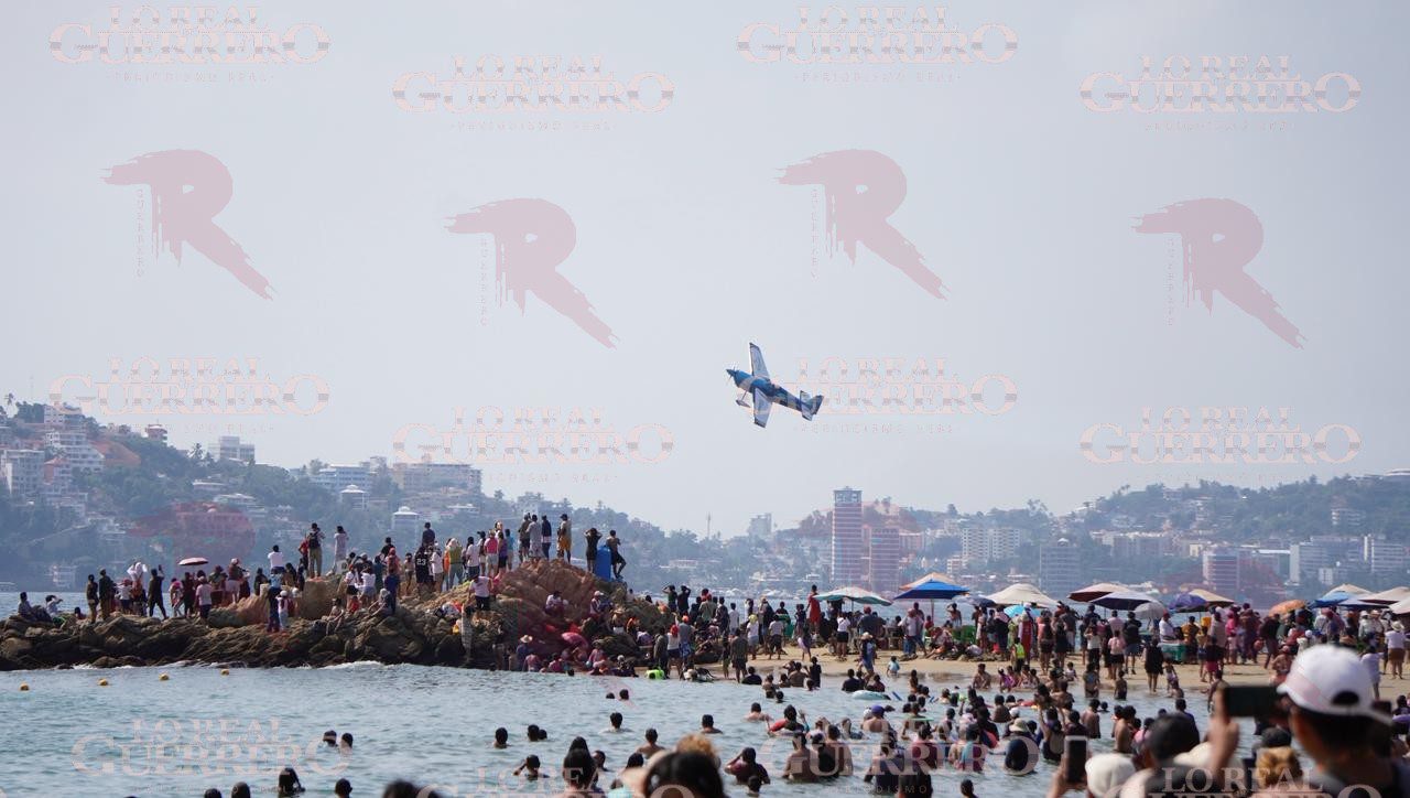 Observan miles el Air Show 2025
