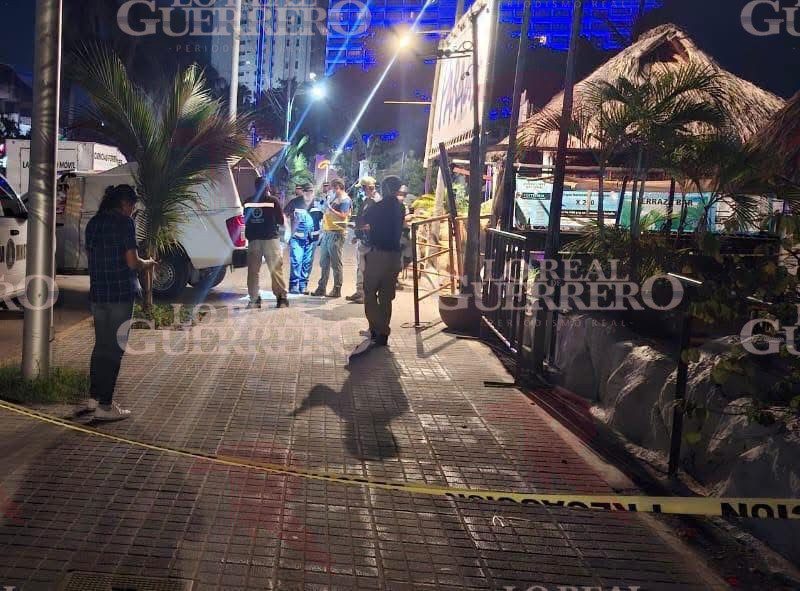 Ultiman con disparos a sujeto en zona de bares y discotecas de Acapulco