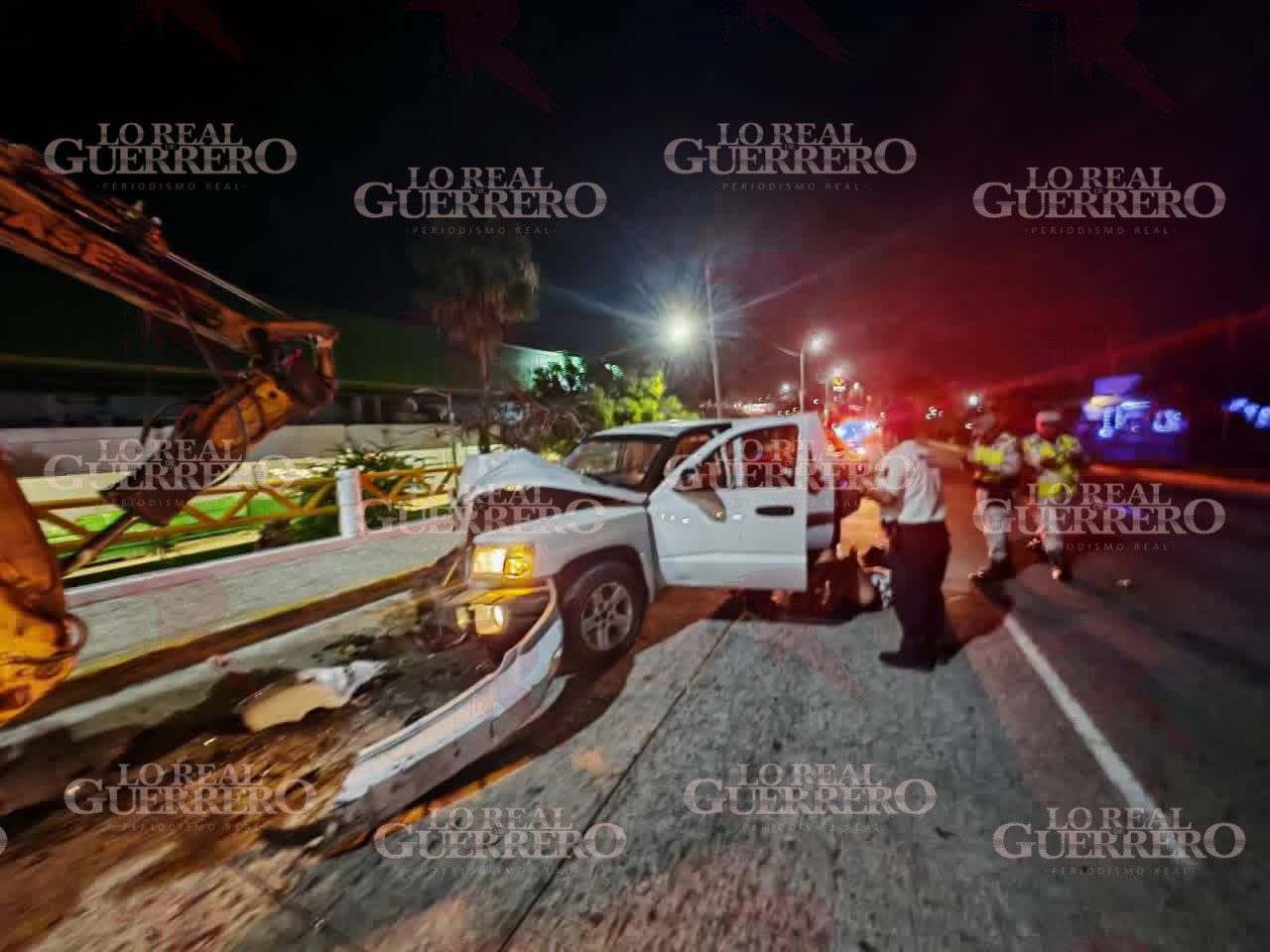 Dos lesionados por choque en la Costera durante la madrugada