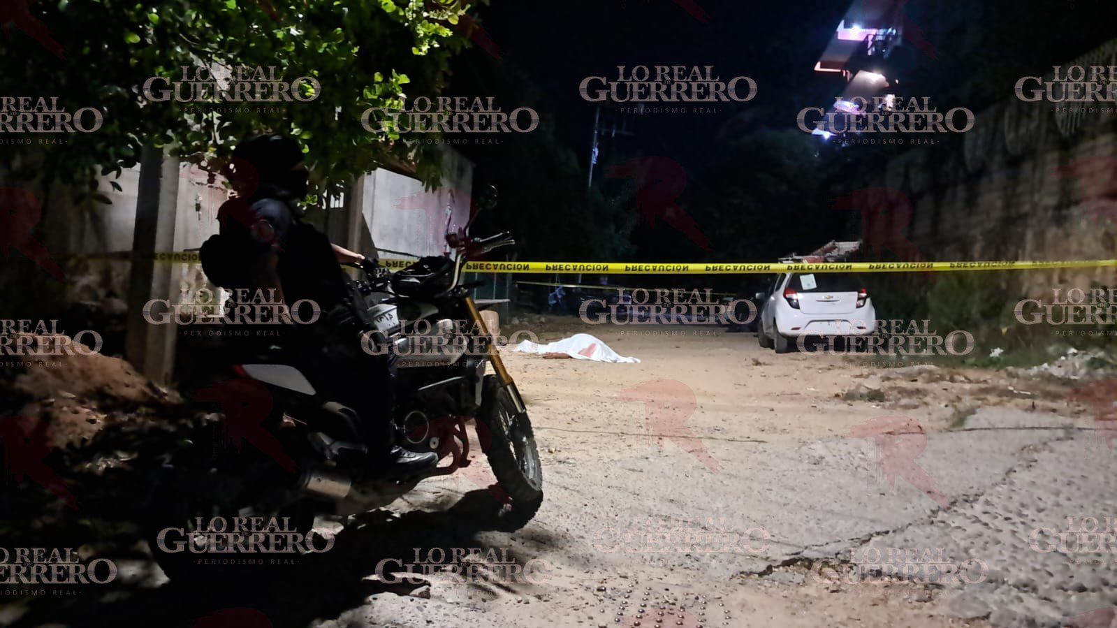 Privan de la vida a dos hombres en calles distintas de la colonia Libertad de Acapulco
