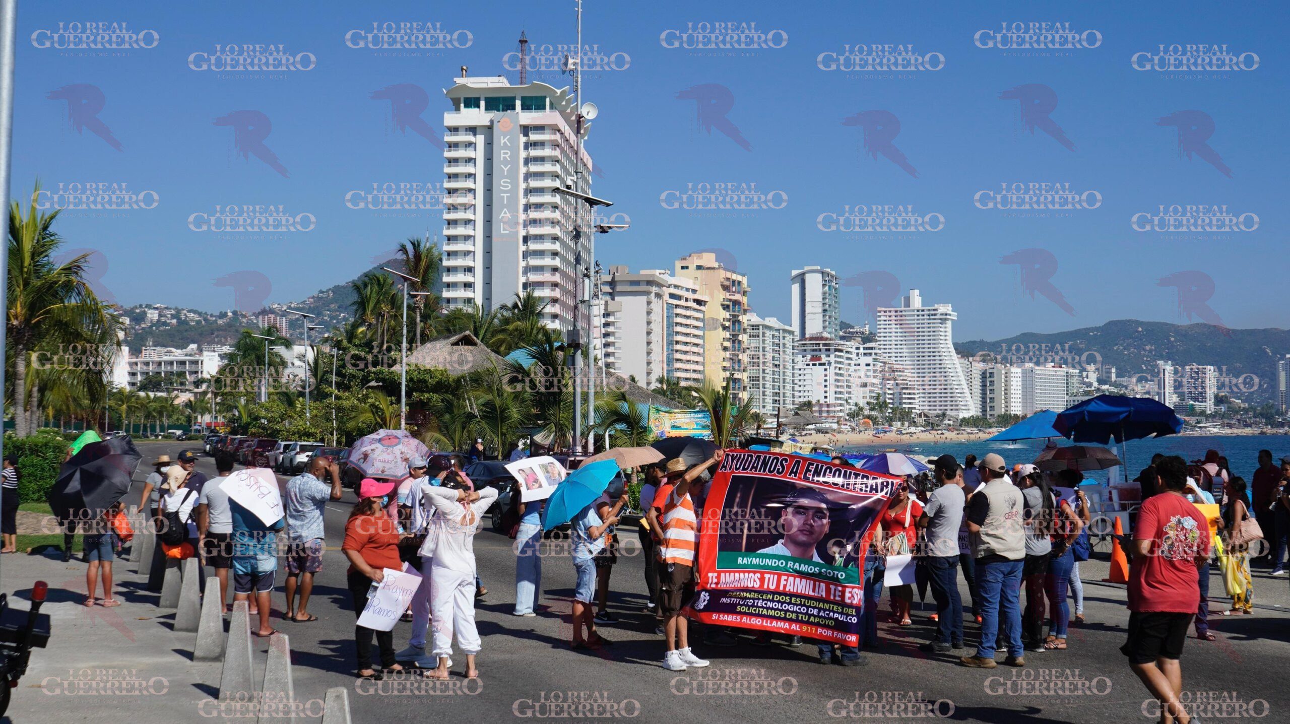 Exigen búsqueda de tres estudiantes desaparecidos en playa Mimosa de Acapulco