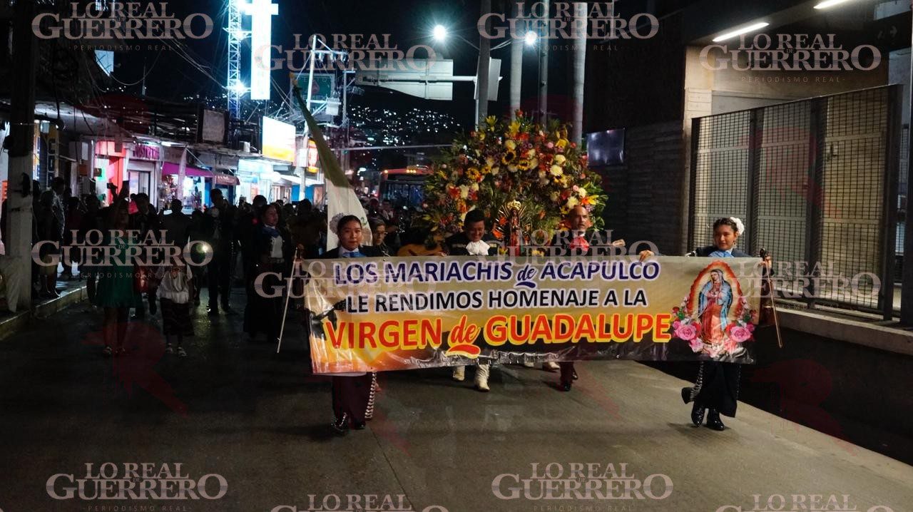 Mariachis realizan su tradicional peregrinación en AcapulcoInician las peregrinaciones y las autoridades llaman a evitar el uso de pirotecnia.