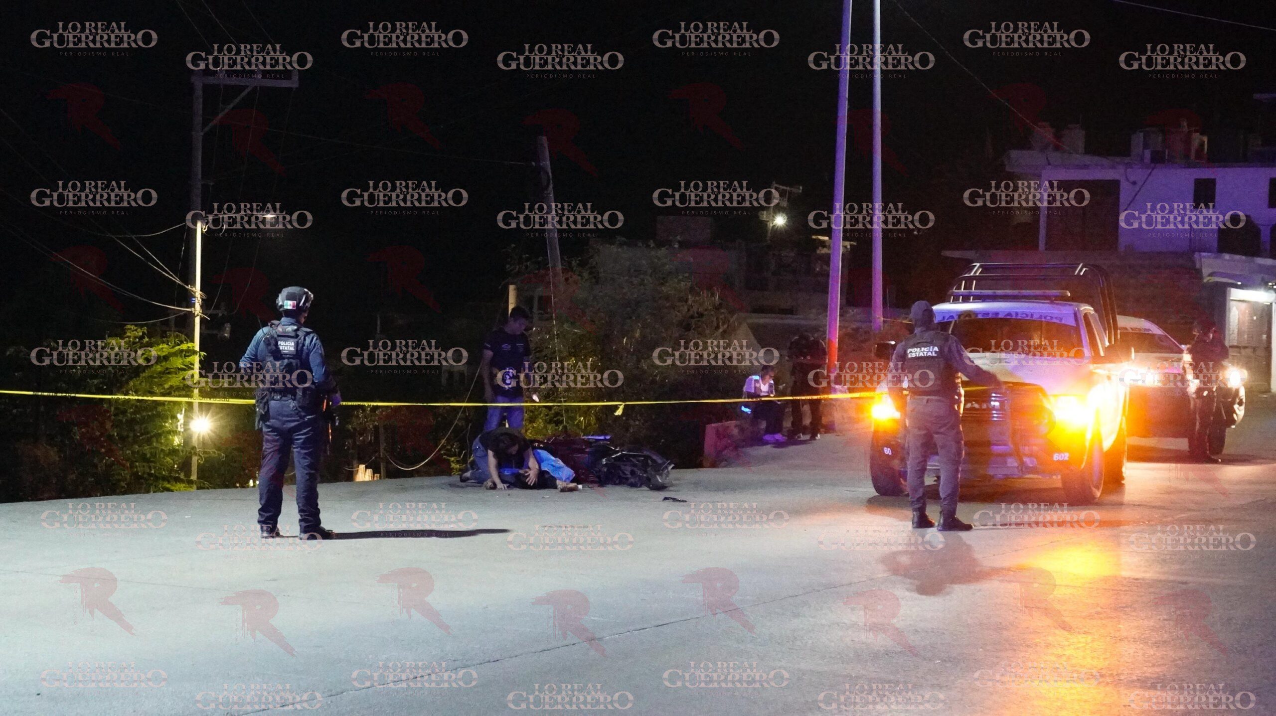 Vehículo atropella y mata a motociclista en la Acapulco-Zihuatanejo