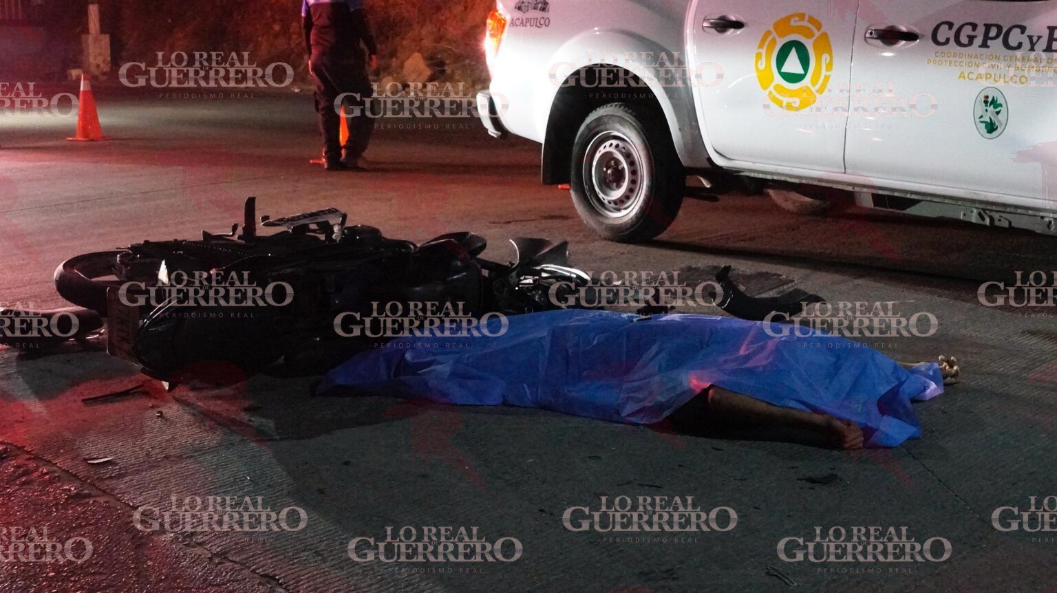 Vehículo atropella y mata a motociclista en la Acapulco-Zihuatanejo ...
