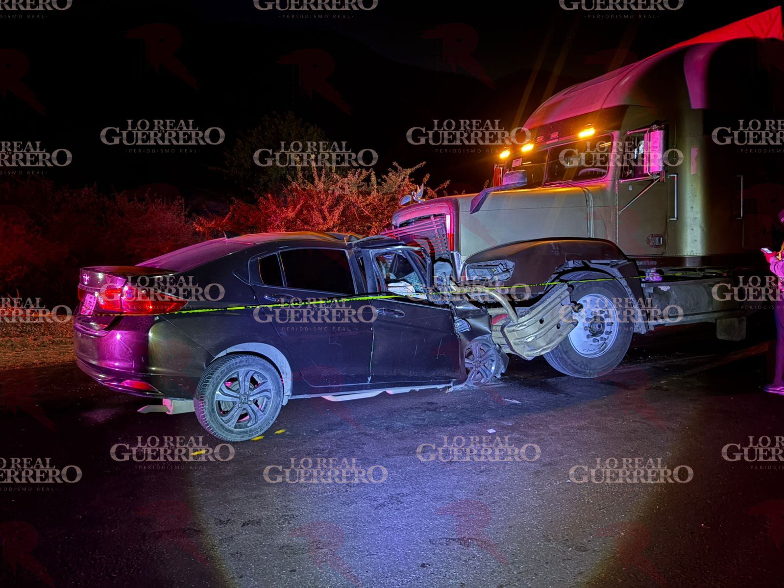 Muere joven de Mezcala tras choque con tractocamión en la carretera Iguala–Chilpancingo