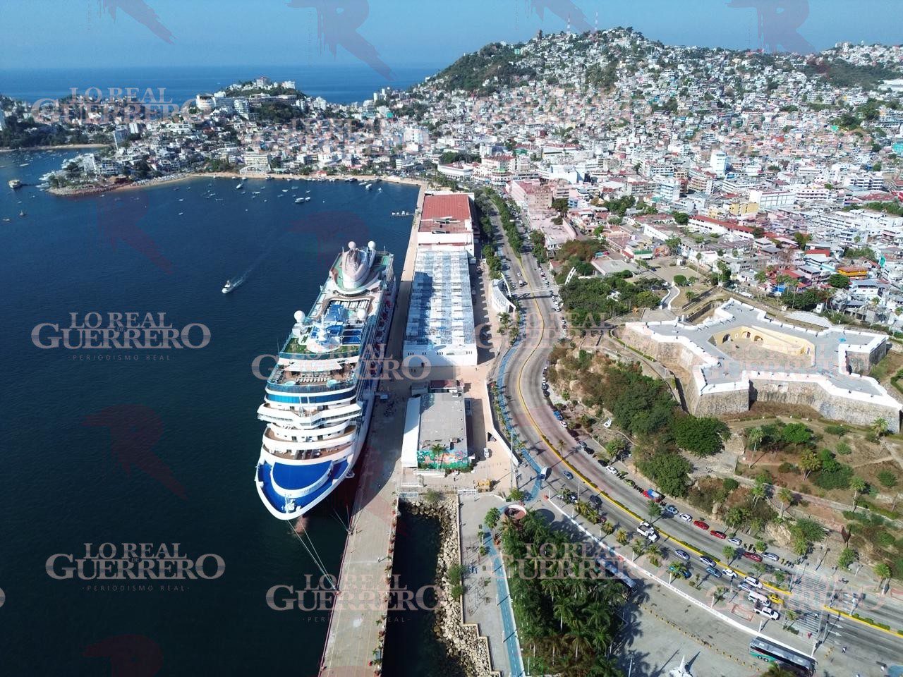 Último crucero del 2025 llegó al puerto de Acapulco