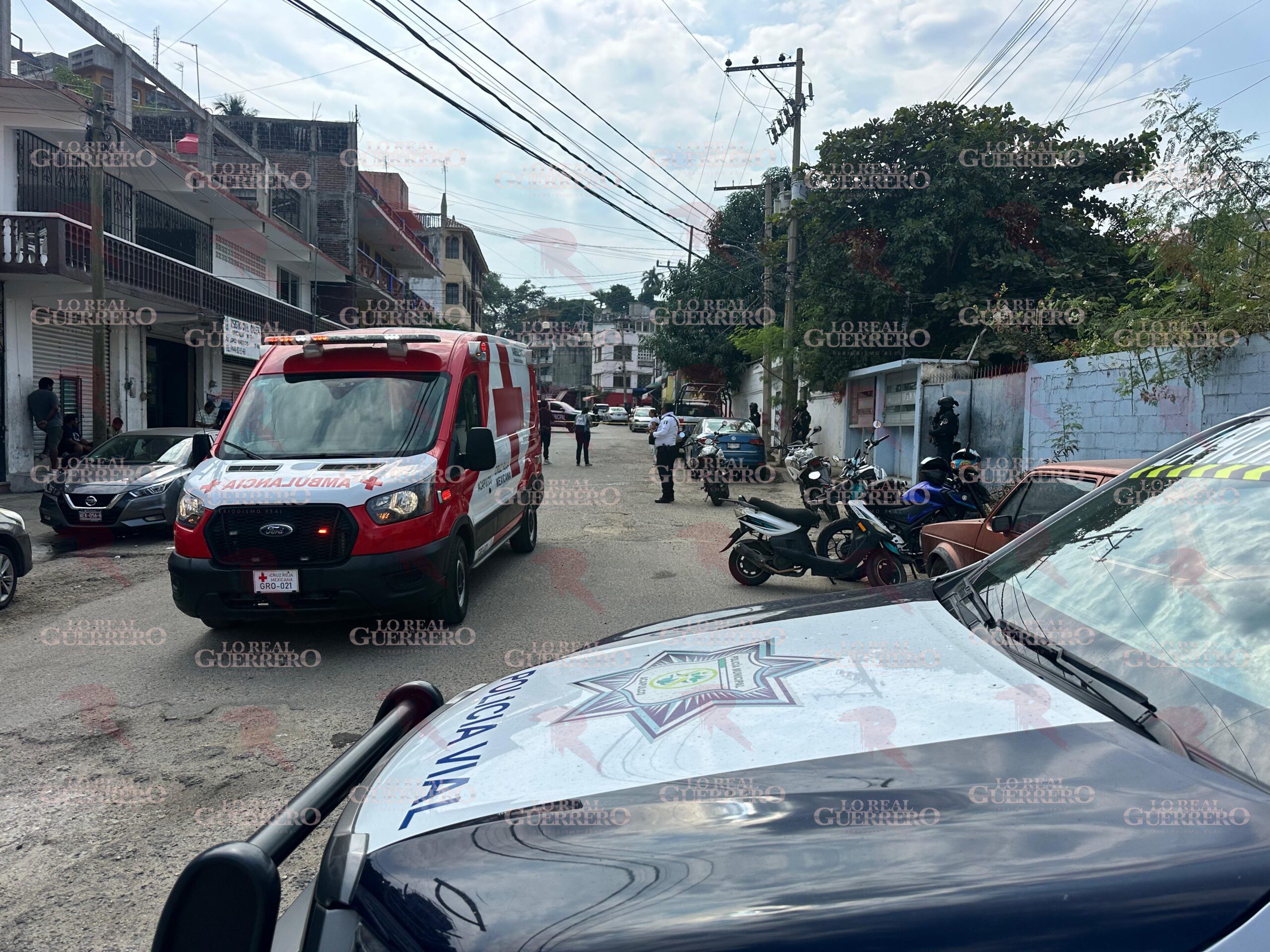 Ataque en refaccionaría deja un muerto y un herido