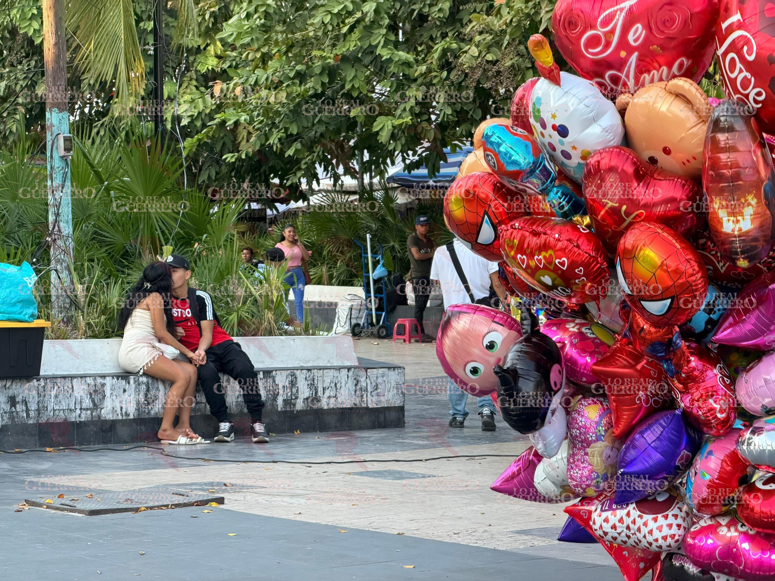 Vendimia y amor desbordaron las calles de Acapulco