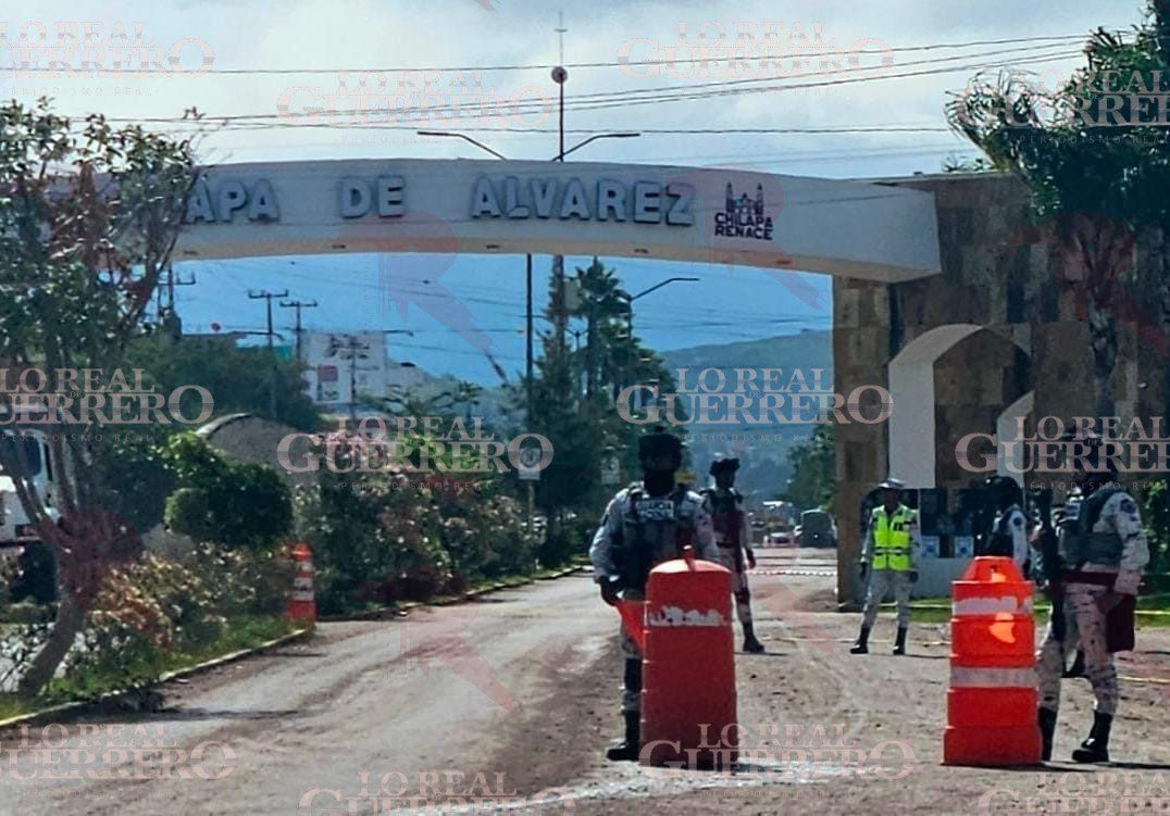Hallan asesinado a un hombre en el municipio de Chilapa; le dejan cartulina con mensaje