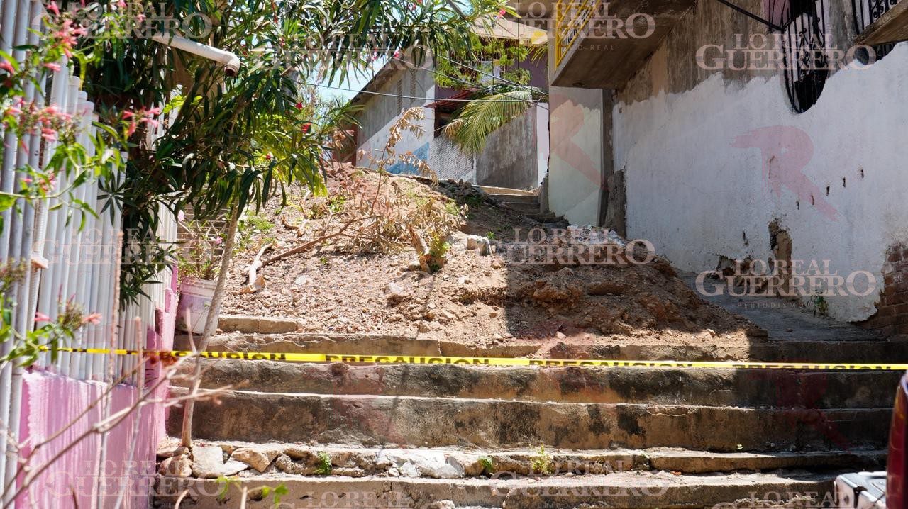 Se enfrentan elementos policiacos con civiles en la parte alta de Acapulco