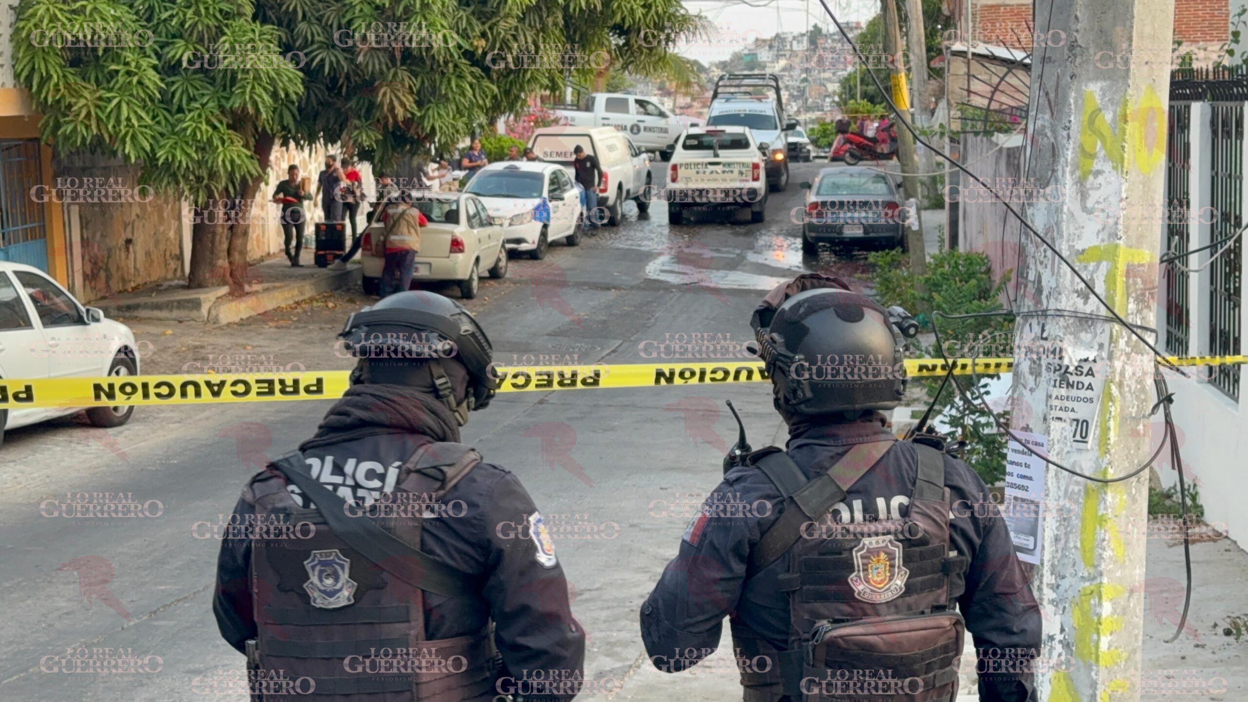 Dejan dos ejecutados en taxi en la colonia Cuauhtémoc en Acapulco