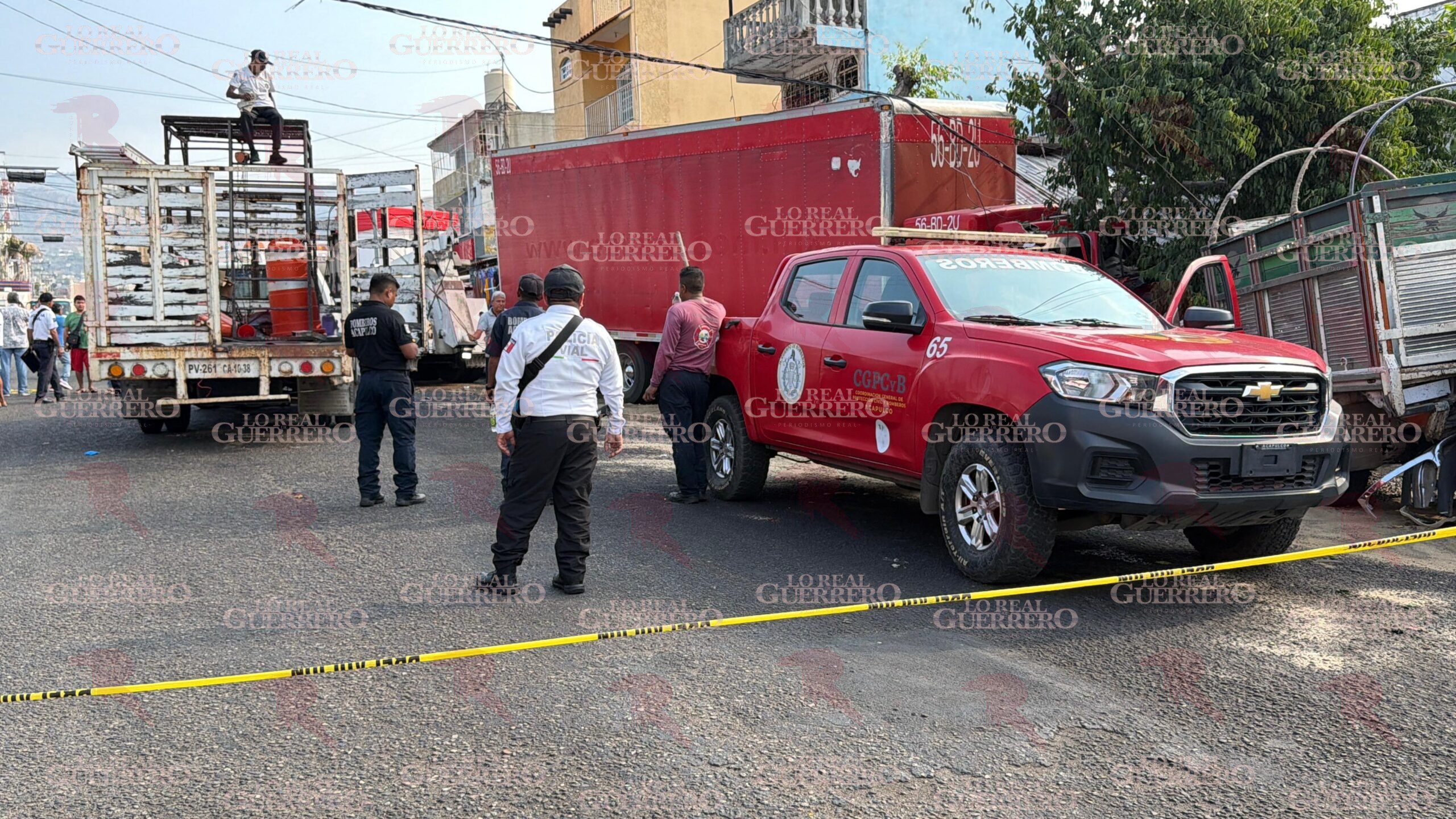 Son cinco los lesionados por choque de camión cerca del Mercado Central