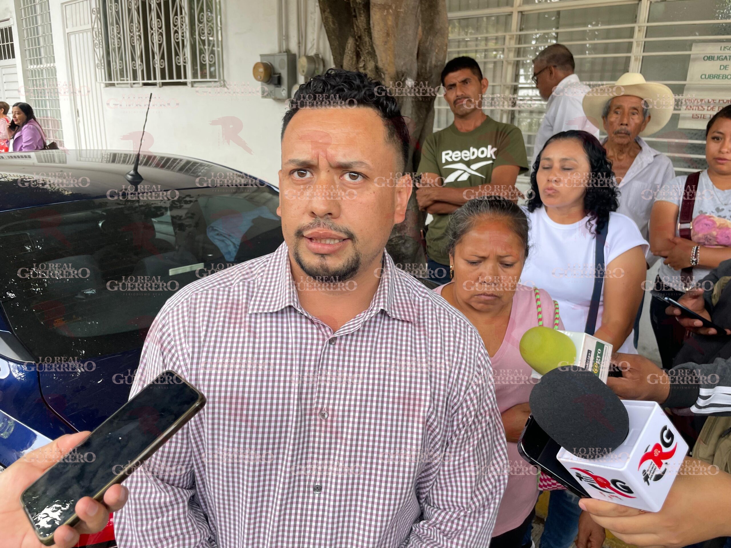 Regidor del PVEM de Leonardo Bravo lidera protesta agraria; lo acusan de responder a intereses de grupo