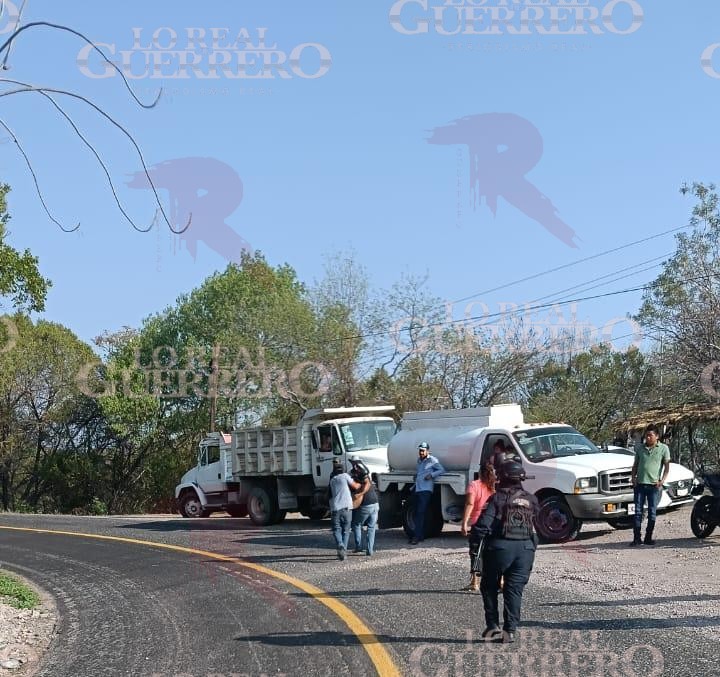 Muere estudiante de la Preparatoria 1 de la UAGro en aparatoso accidente en la Chilpancingo–Chichihualco