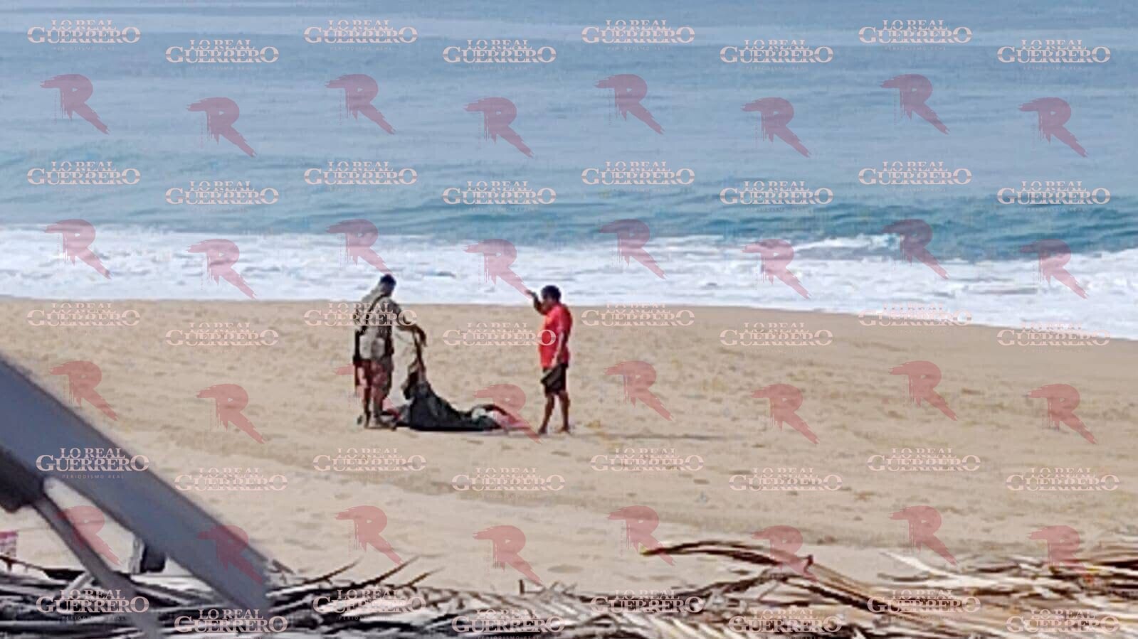 Paracaidista del Ejército sufre percance durante prácticas en Acapulco