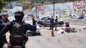 Muere motociclista tras chocar contra camión en la México-Acapulco