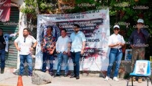 Trabajadores universitarios reclaman justicia a un mes de ataque armado en Acapulco